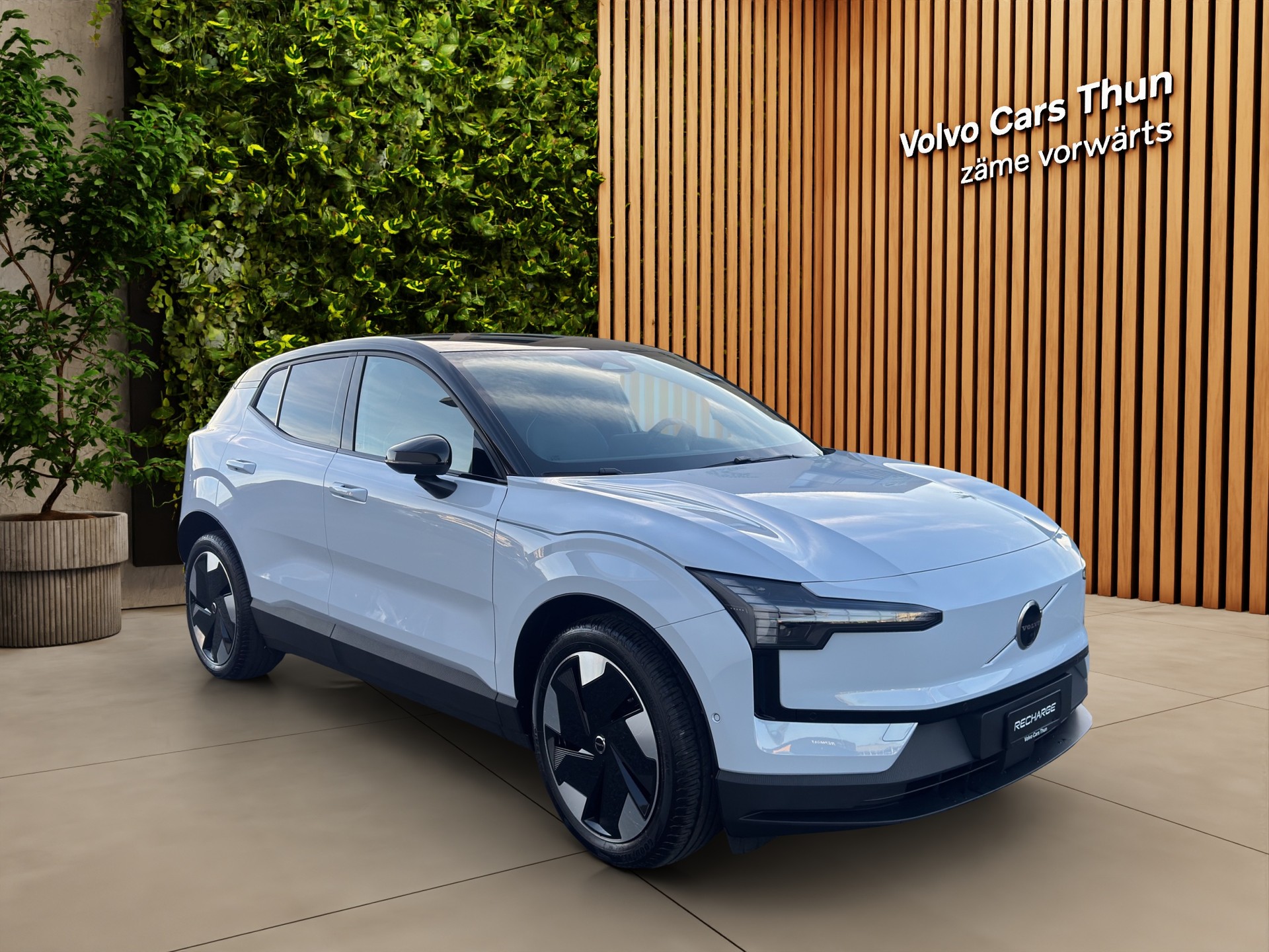VOLVO EX30 P8 Ultra AWD-showroom-element-2