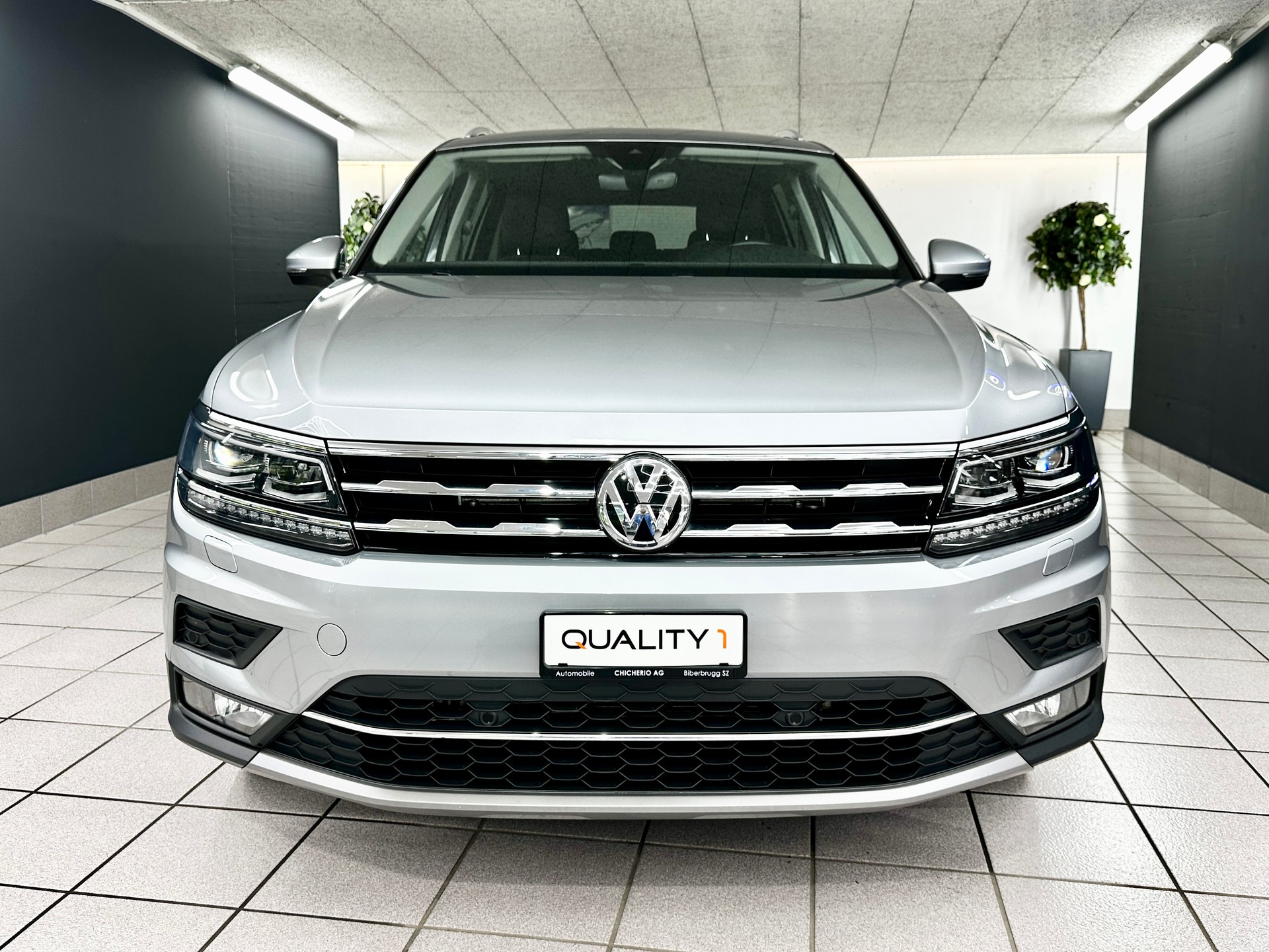 VW Tiguan Allspace 2.0TSI Highline 4Motion DSG-image-8