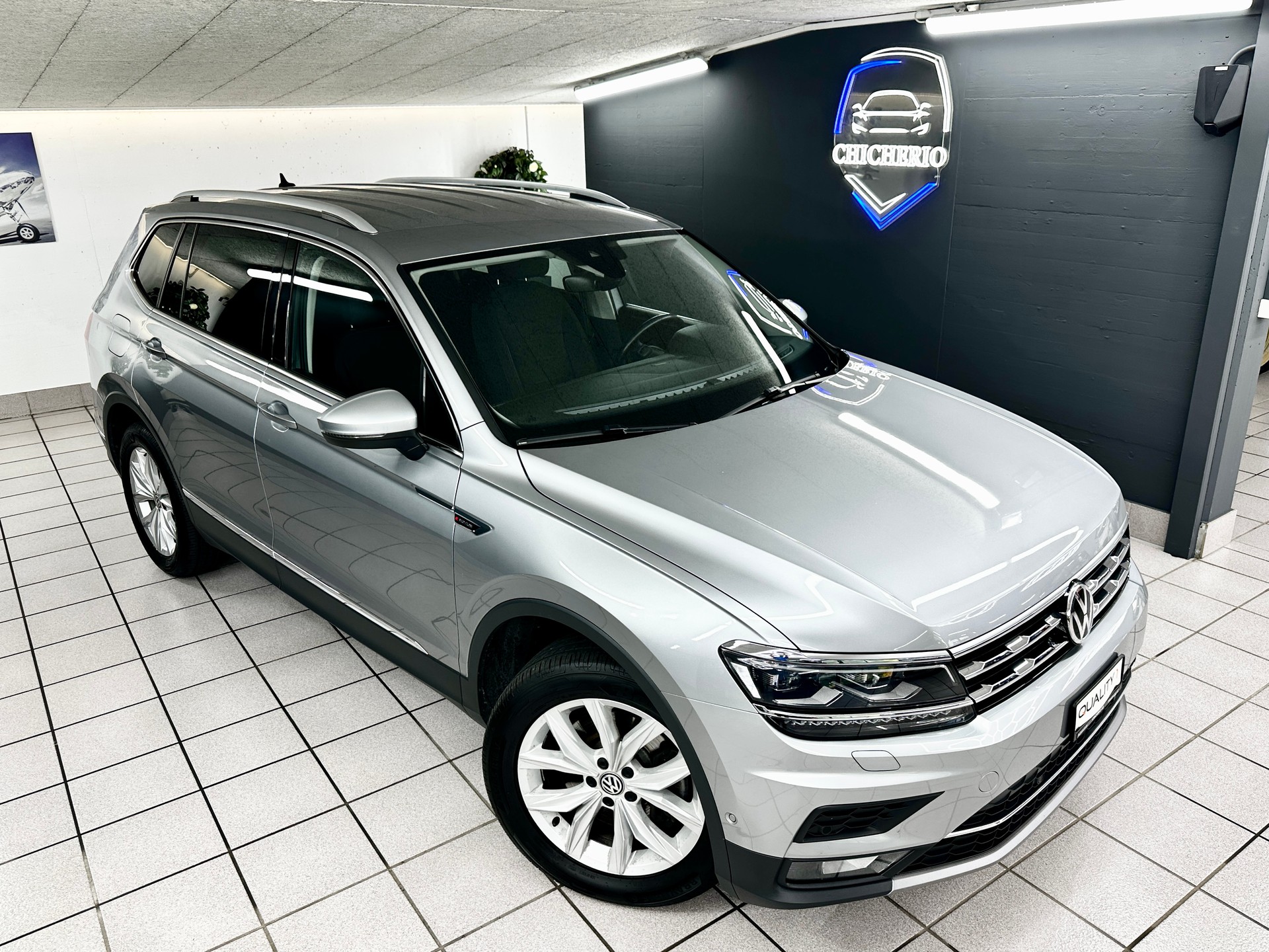 VW Tiguan Allspace 2.0TSI Highline 4Motion DSG-image-1