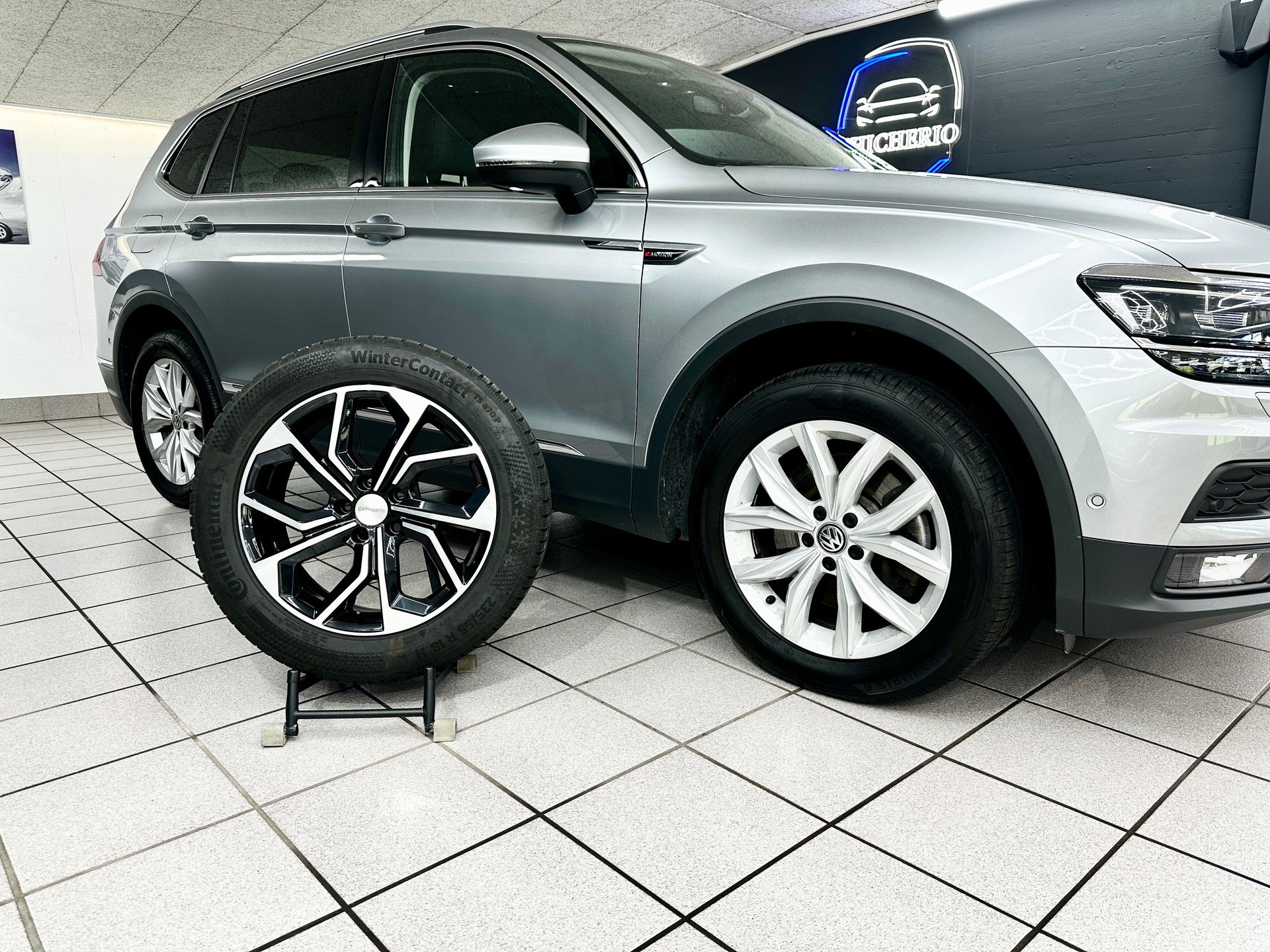 VW Tiguan Allspace 2.0TSI Highline 4Motion DSG-image-11