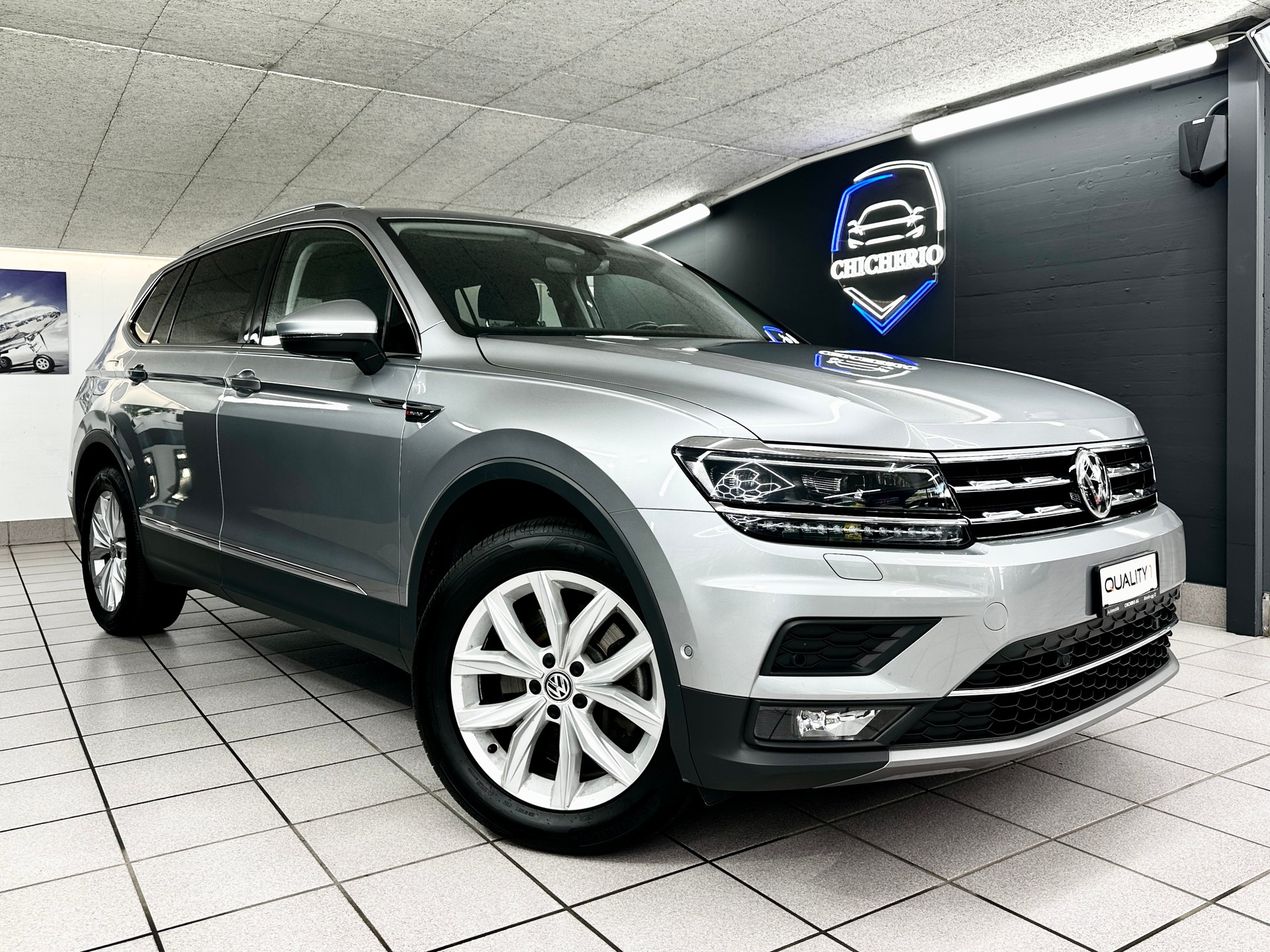 VW Tiguan Allspace 2.0TSI Highline 4Motion DSG-image-0