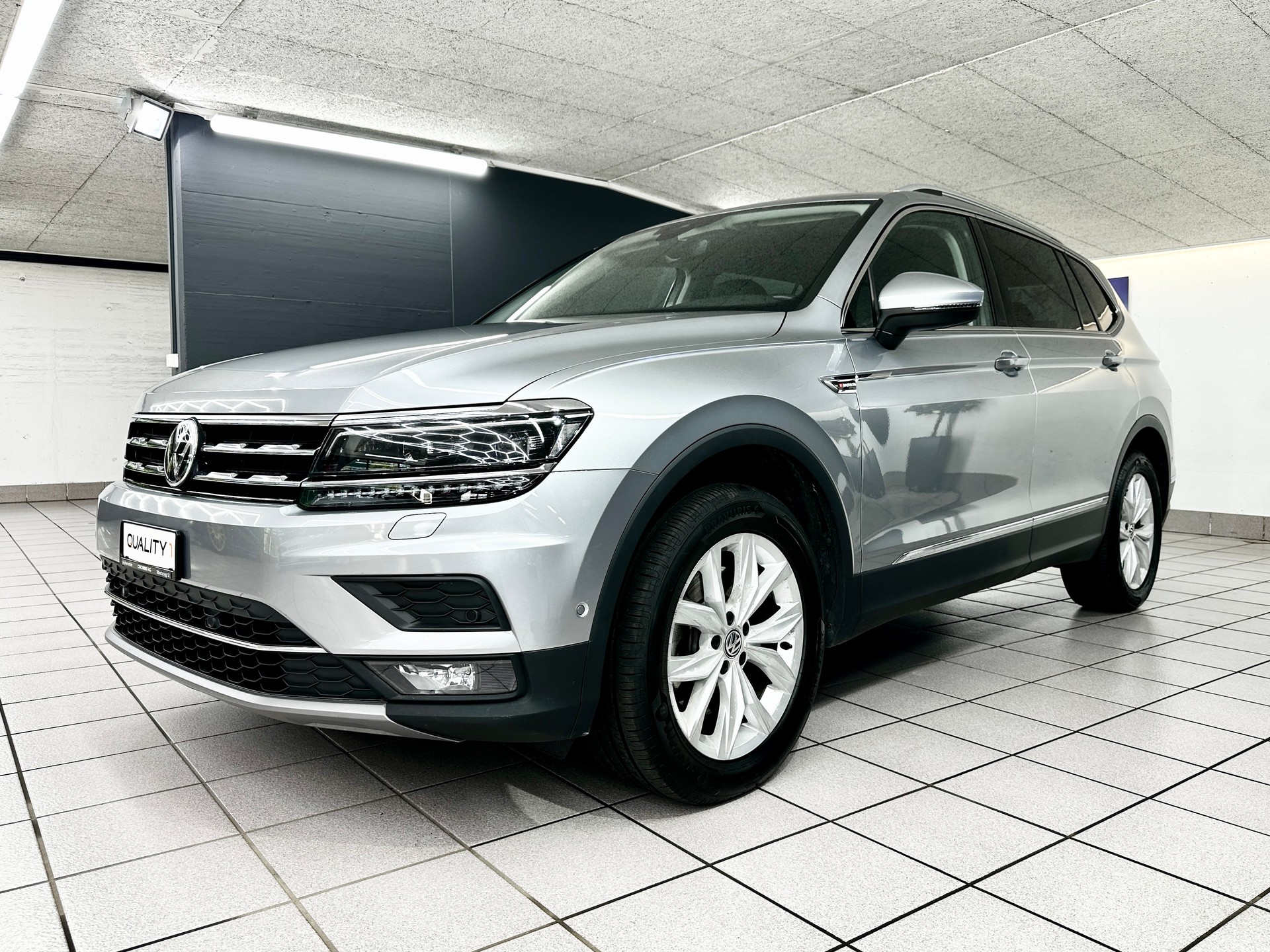 VW Tiguan Allspace 2.0TSI Highline 4Motion DSG-image-7