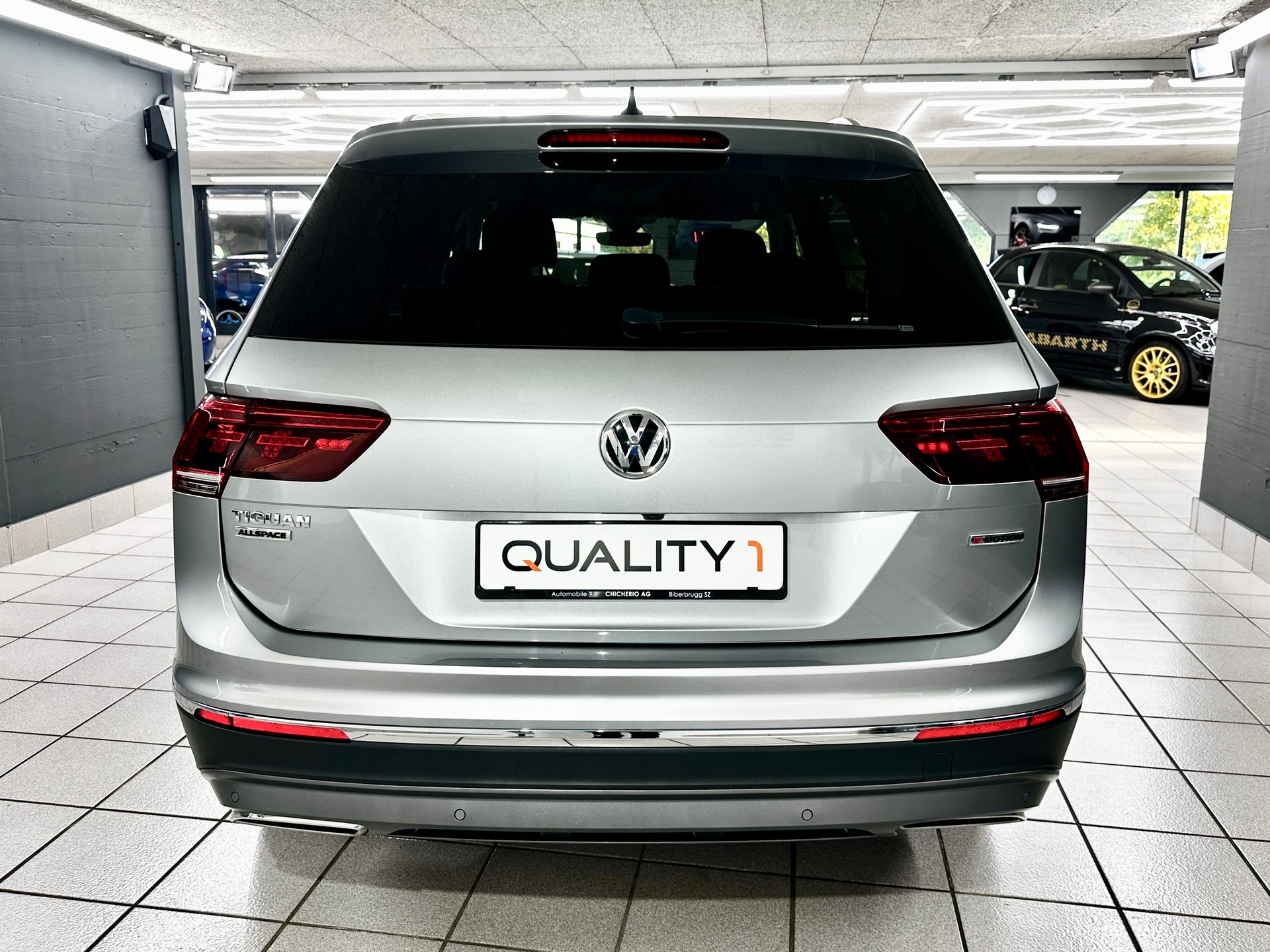 VW Tiguan Allspace 2.0TSI Highline 4Motion DSG-image-4