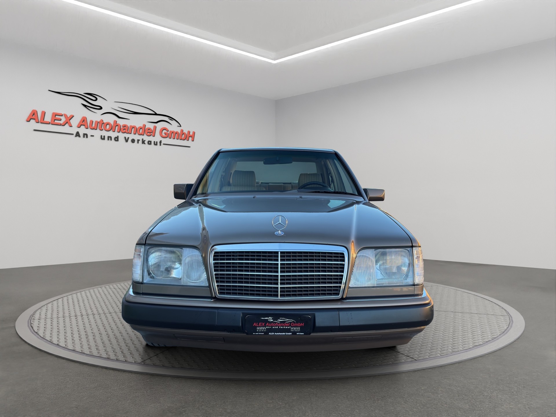 MERCEDES-BENZ 230 E *Sehr guter Zustand*-image-1