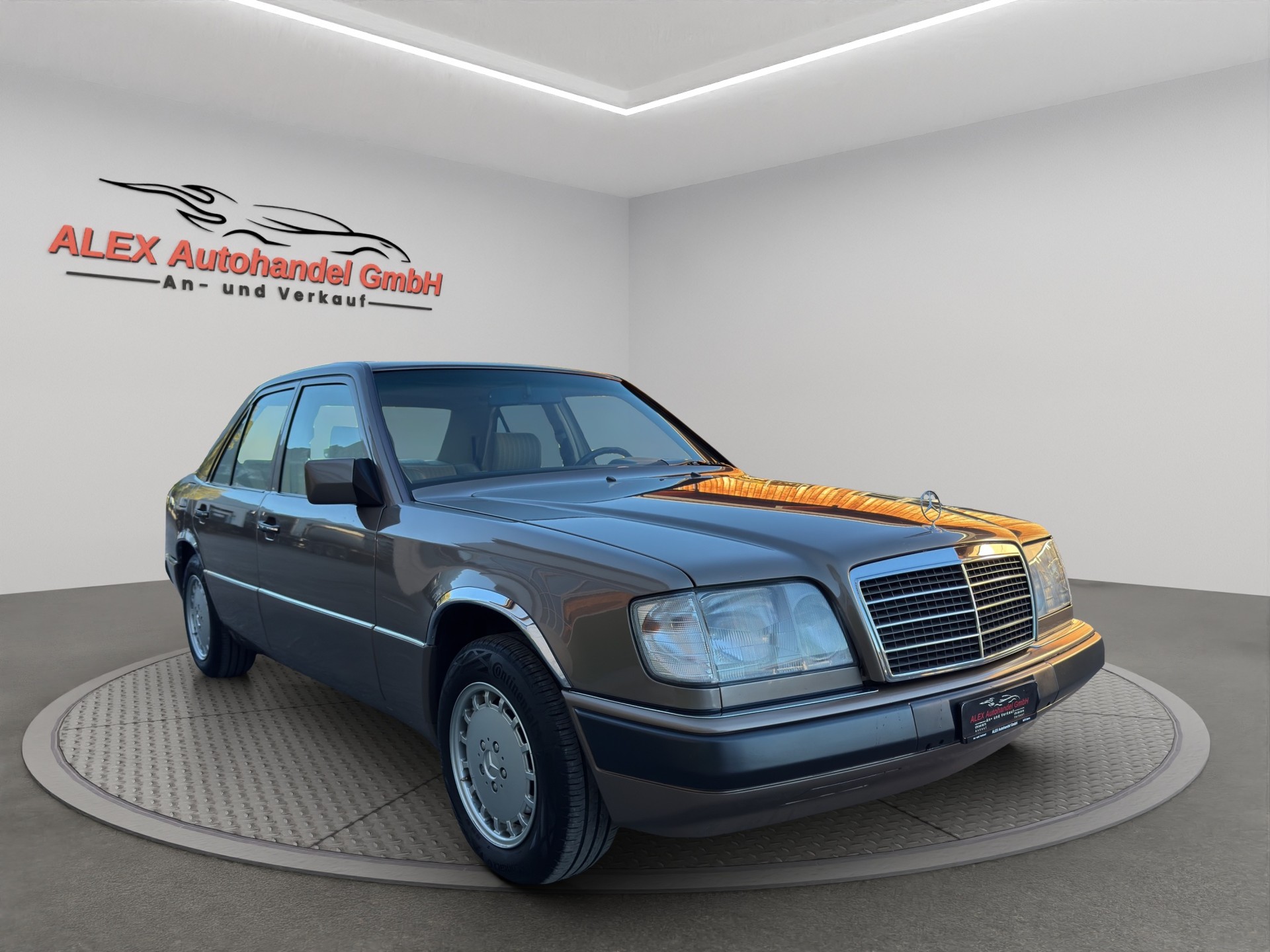 MERCEDES-BENZ 230 E *Sehr guter Zustand*-image-8