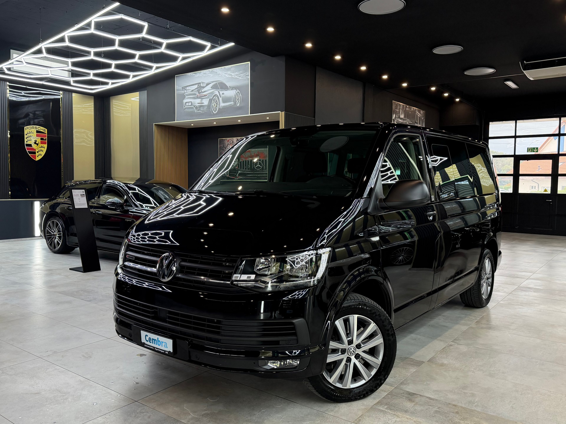 VW T6 Multivan 2.0 TDI Trendline Liberty 4Motion DSG-image-0