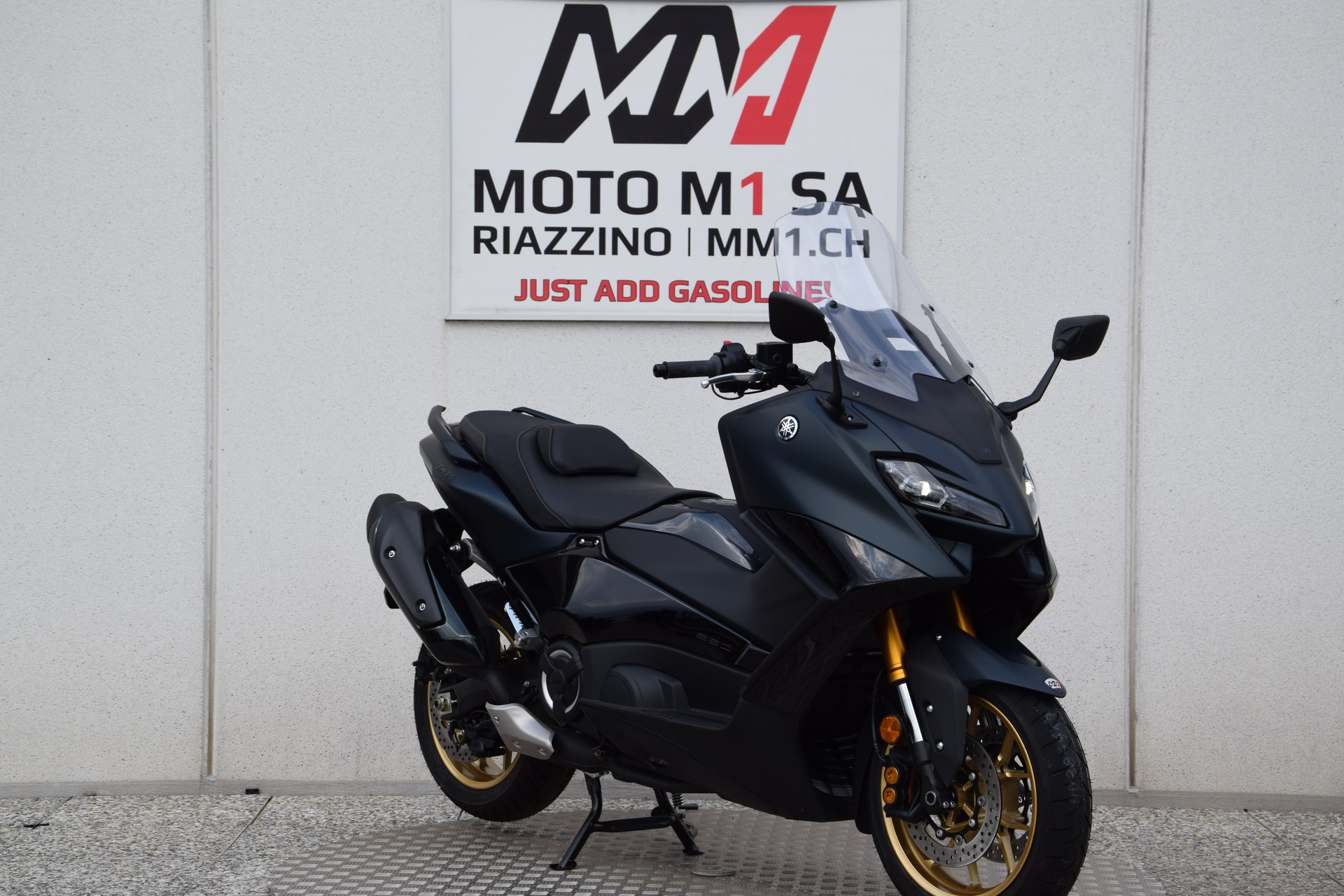 YAMAHA T-MAX Tech-Max XP 560-showroom-element-1
