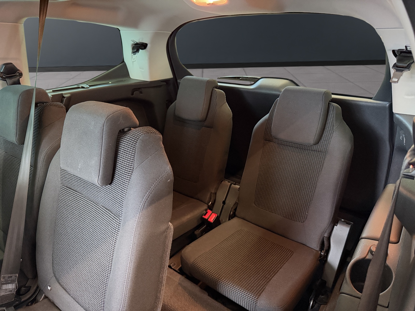 PEUGEOT 5008 2.0 HDI Business Tiptronic-image-20