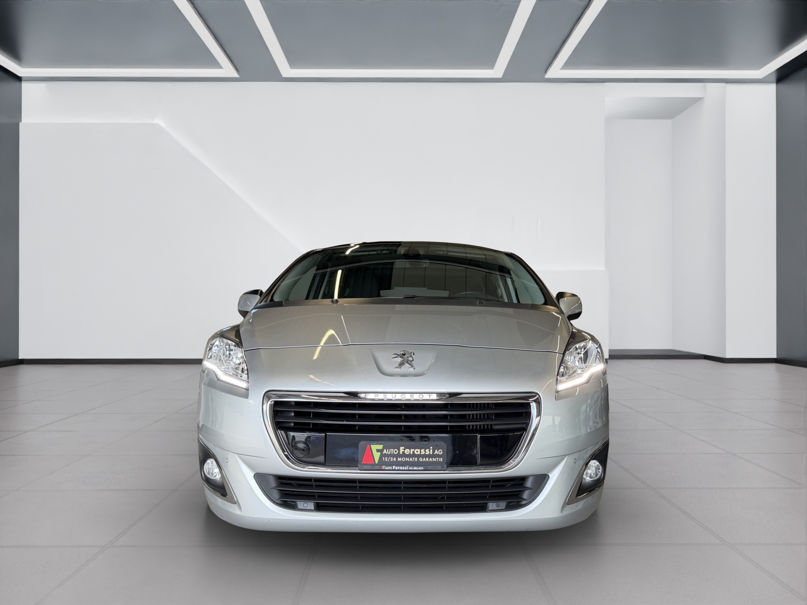 PEUGEOT 5008 2.0 HDI Business Tiptronic-image-7
