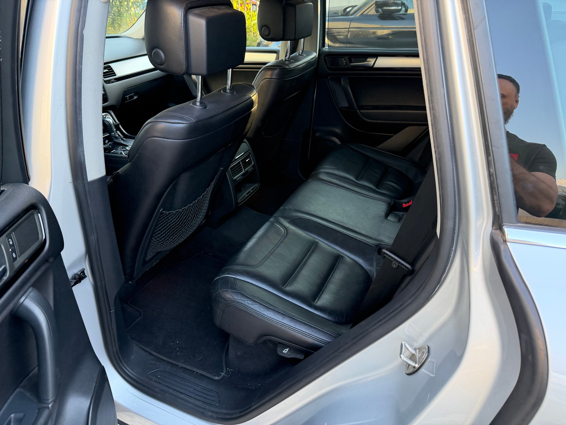 VW Touareg 3.0 TDI BlueMotion Technology Tiptronic-image-6