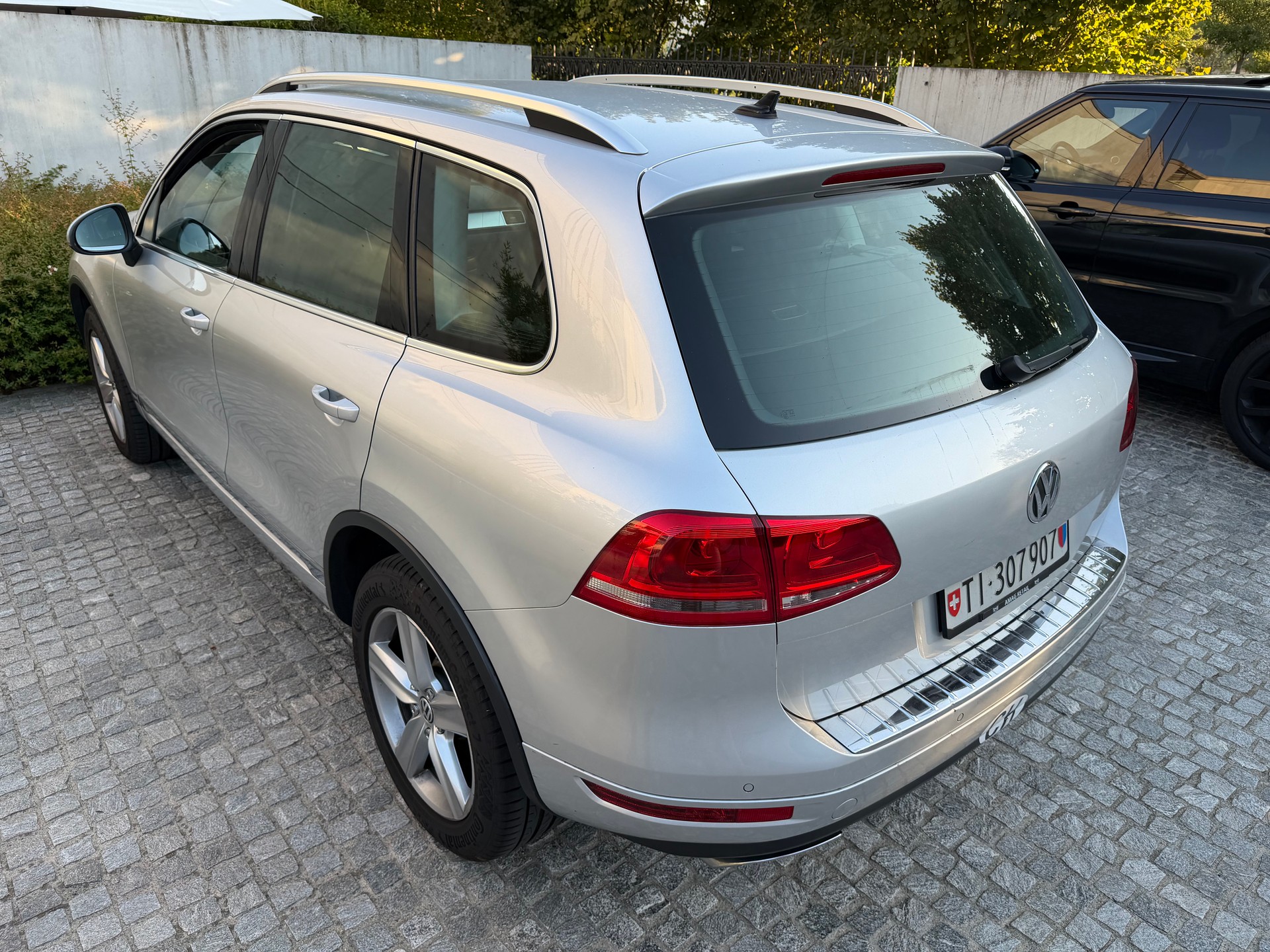 VW Touareg 3.0 TDI BlueMotion Technology Tiptronic-image-3