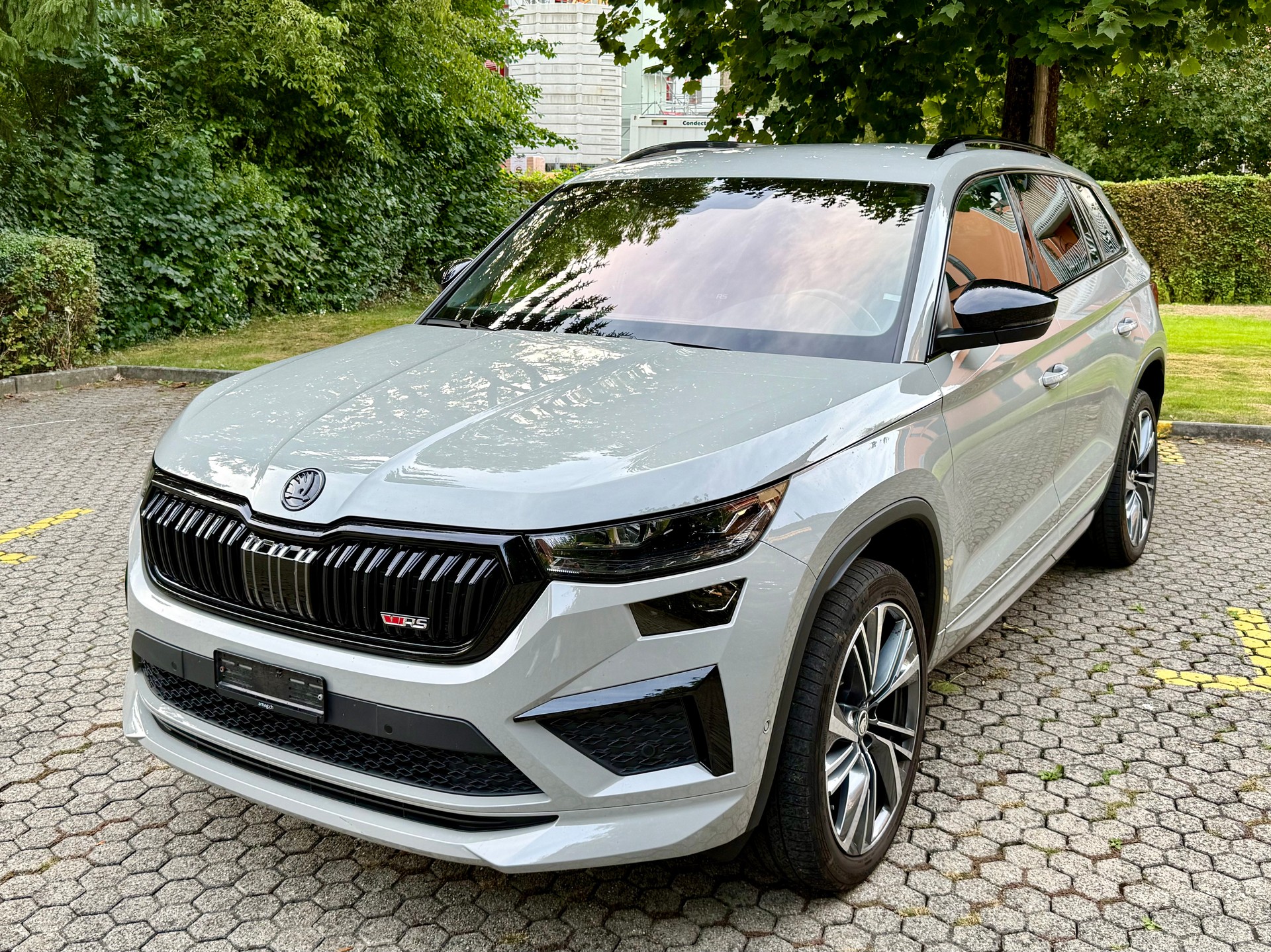 SKODA Kodiaq 2.0 TSI 4x4 RS-image-1