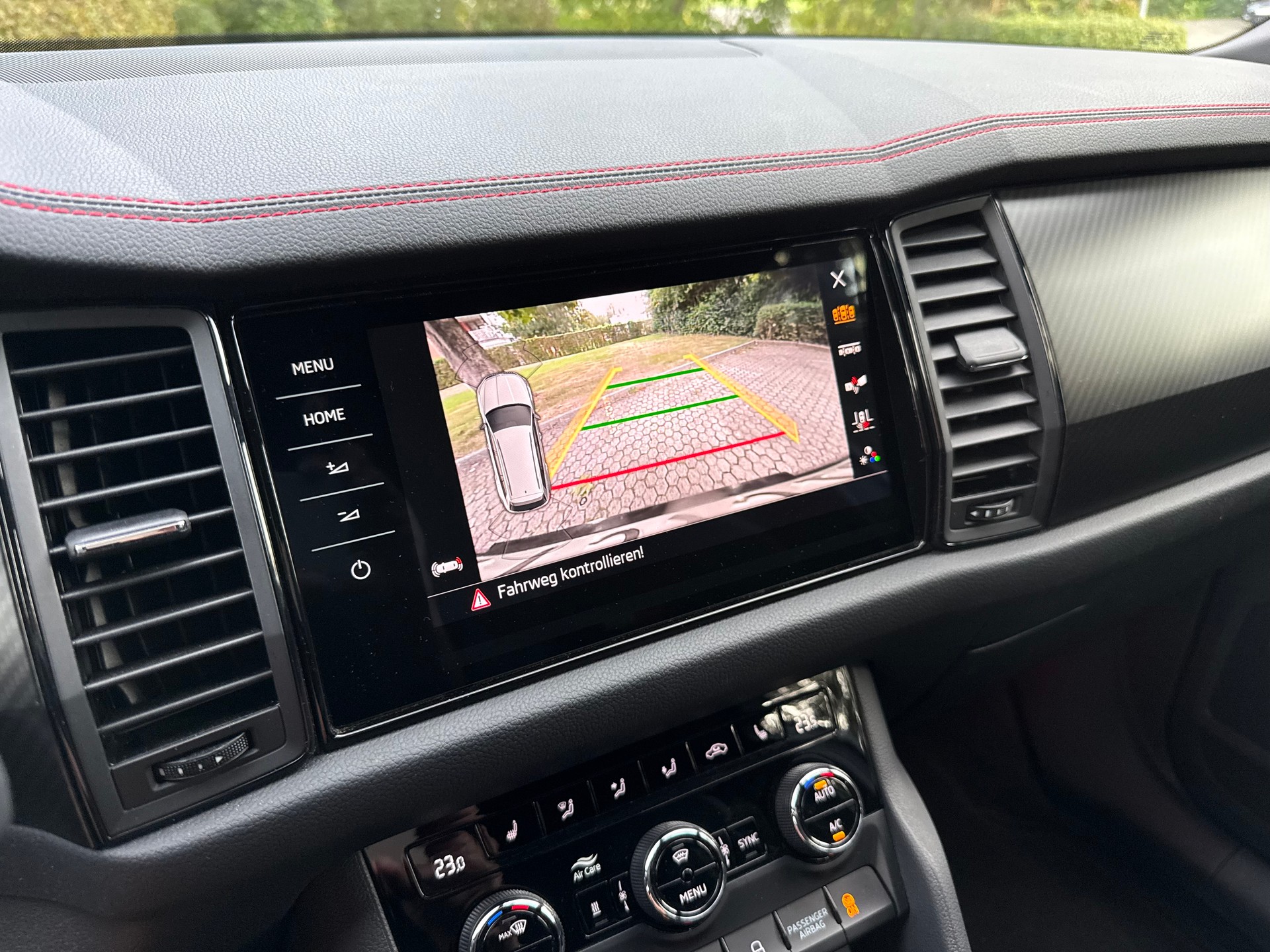 SKODA Kodiaq 2.0 TSI 4x4 RS-image-14