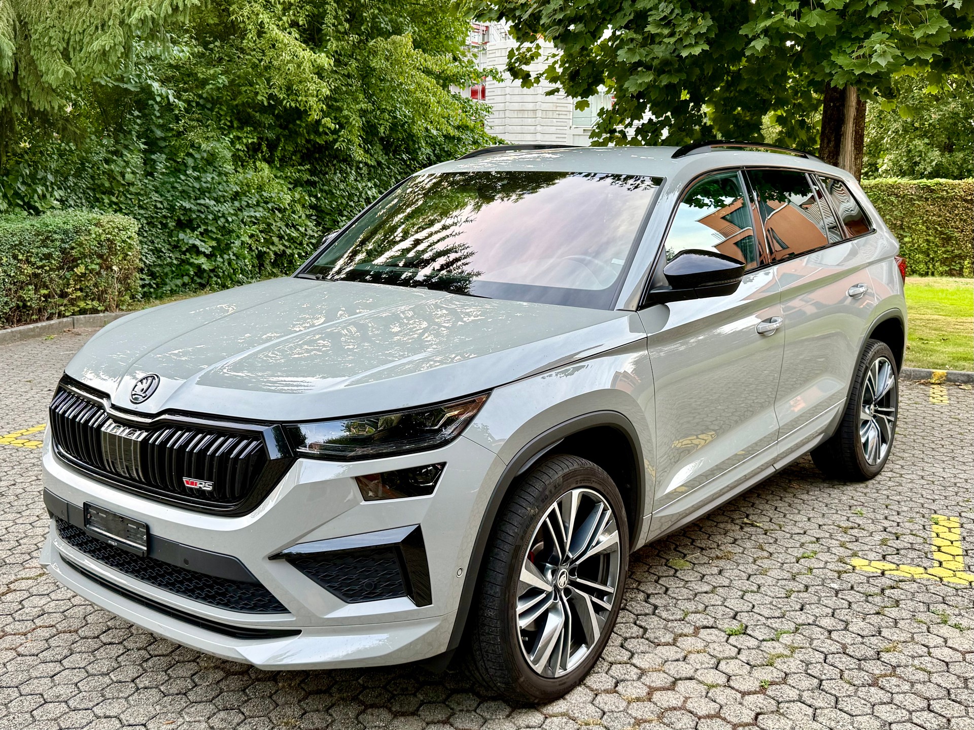 SKODA Kodiaq 2.0 TSI 4x4 RS-image-0
