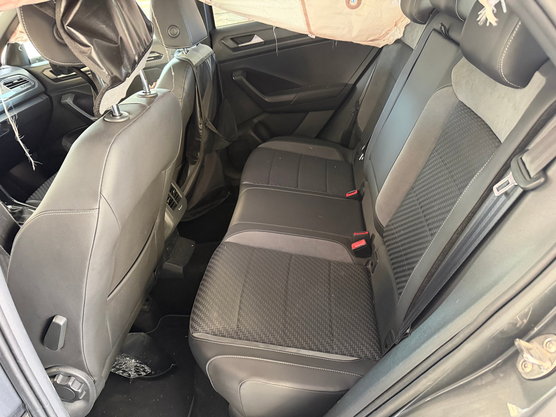 VW T-Roc 2.0 TSI Sport DSG 4Motion R-LINE-image-20