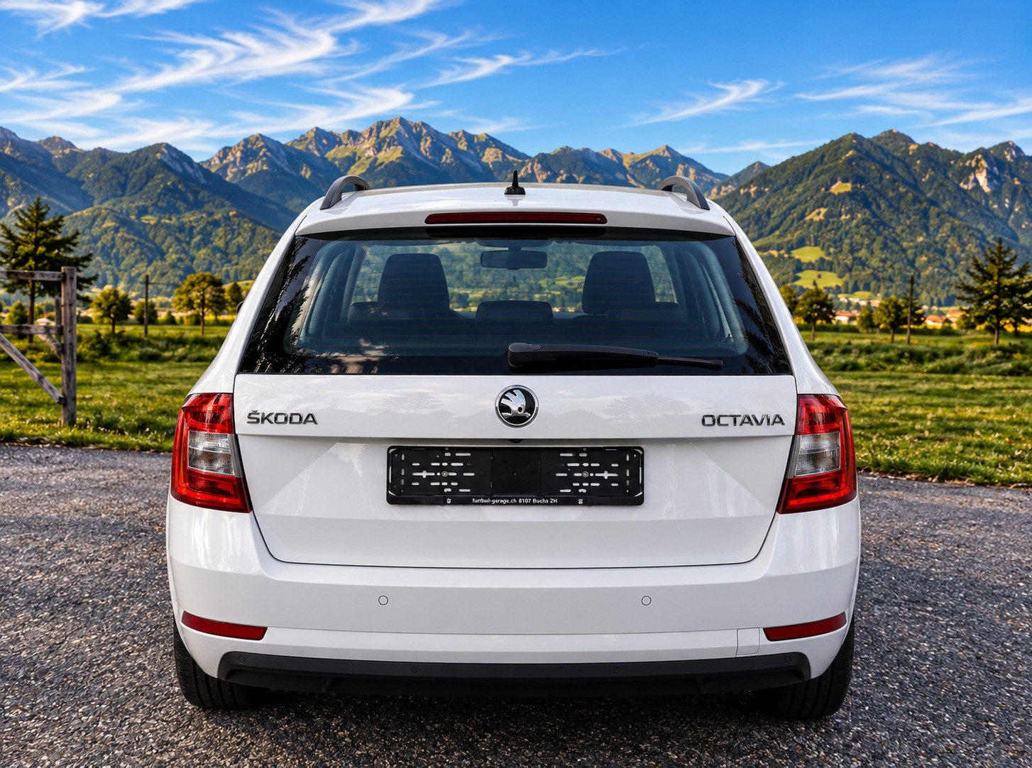 SKODA Octavia Combi 1.6 TDI Ambition DSG-image-5