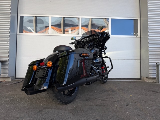 HARLEY-DAVIDSON FLHXS Street Glide Special 114-image-4