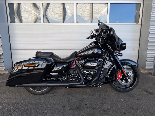 HARLEY-DAVIDSON FLHXS Street Glide Special 114