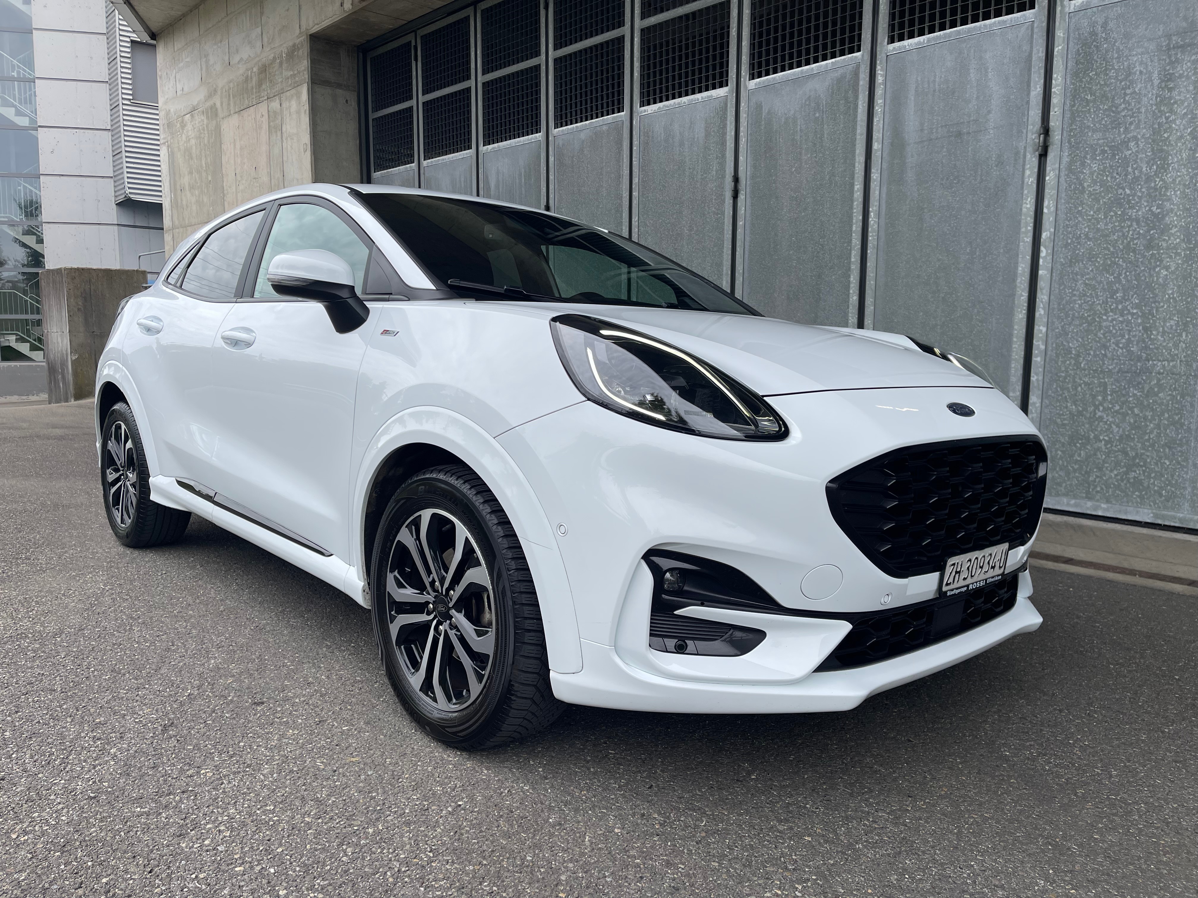 Car photo