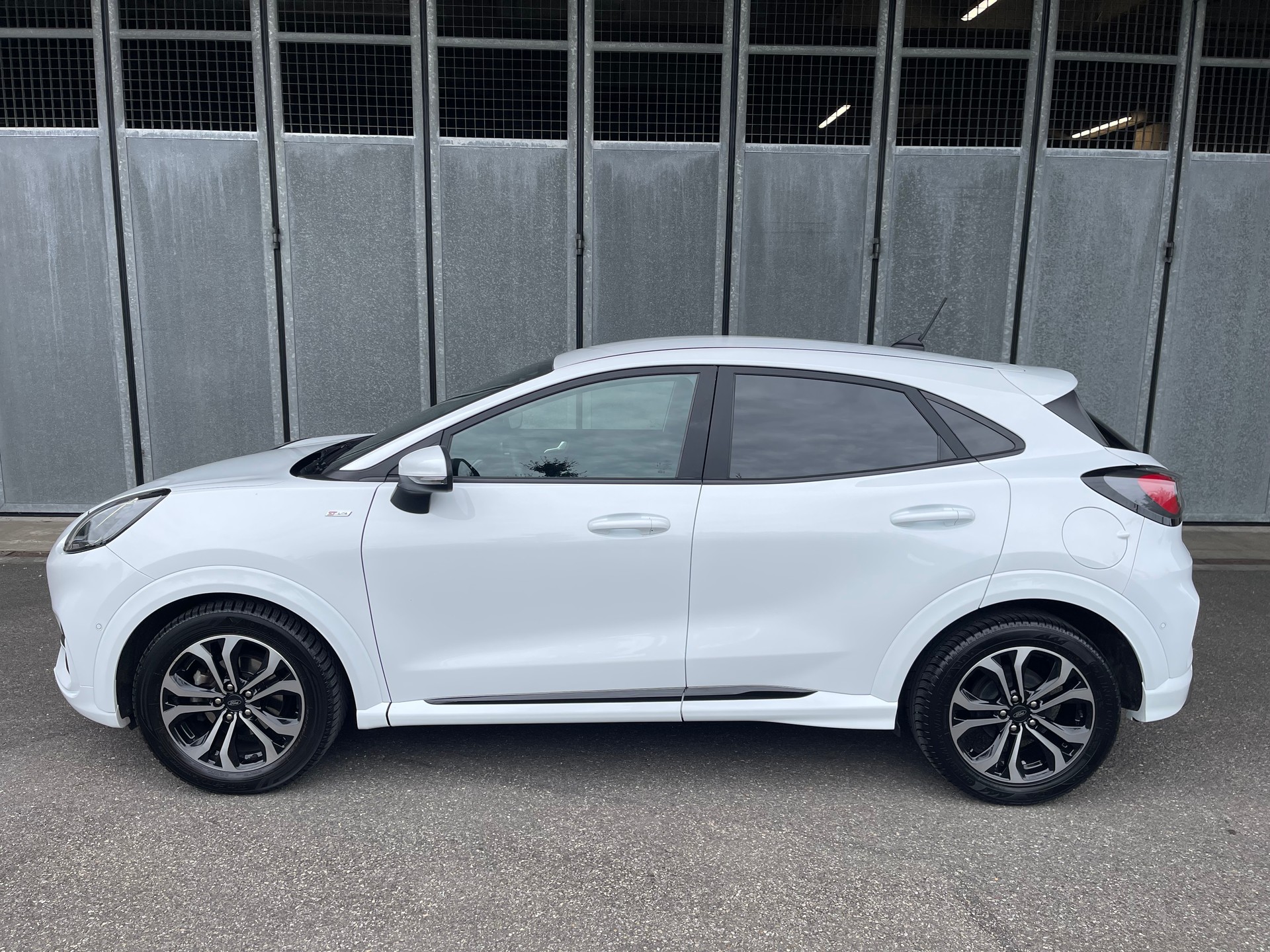 FORD Puma 1.0 EcoB Hybrid ST-Line-image-6