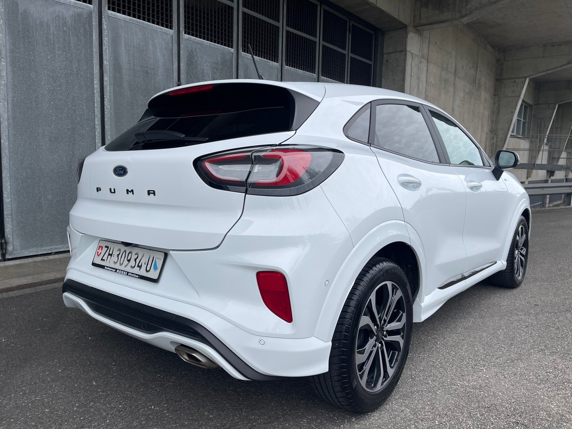 FORD Puma 1.0 EcoB Hybrid ST-Line-image-3