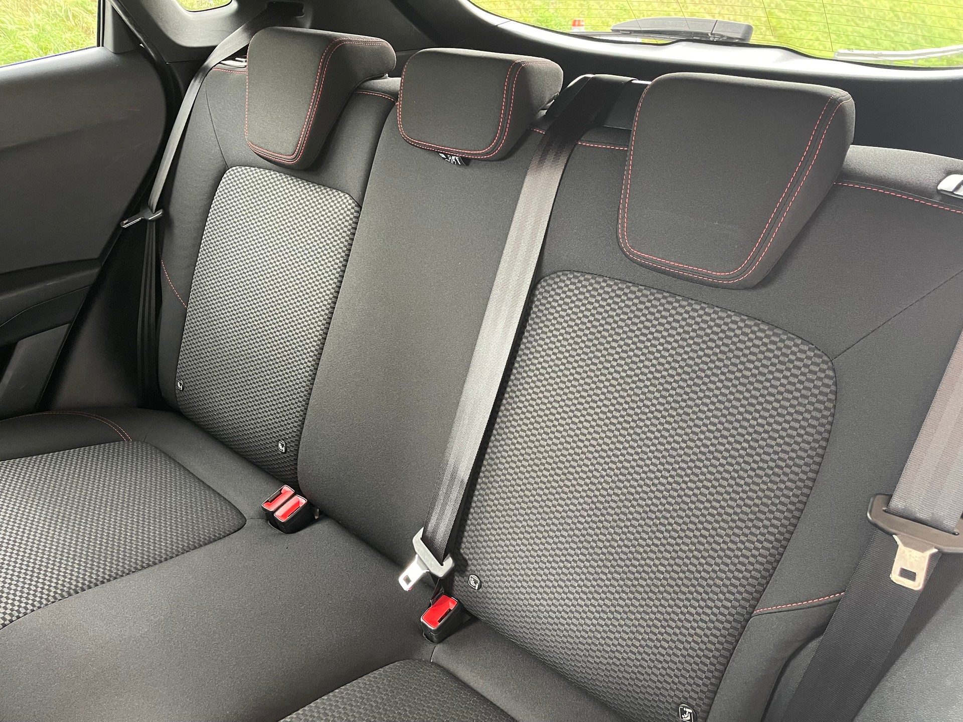 FORD Puma 1.0 EcoB Hybrid ST-Line-image-15