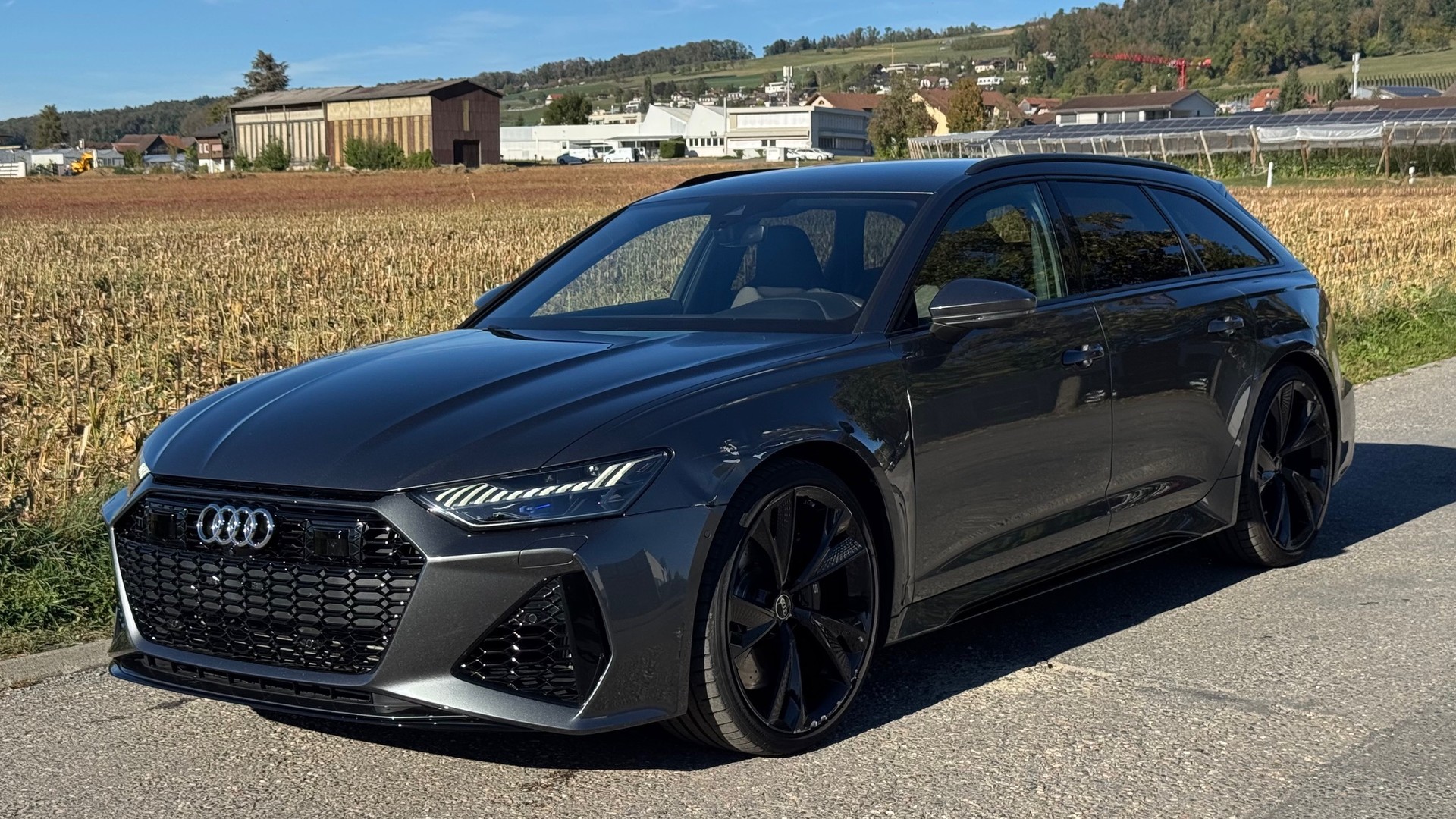 AUDI 4.0 V8 TFSI performance quattro T-Tronic-image-1
