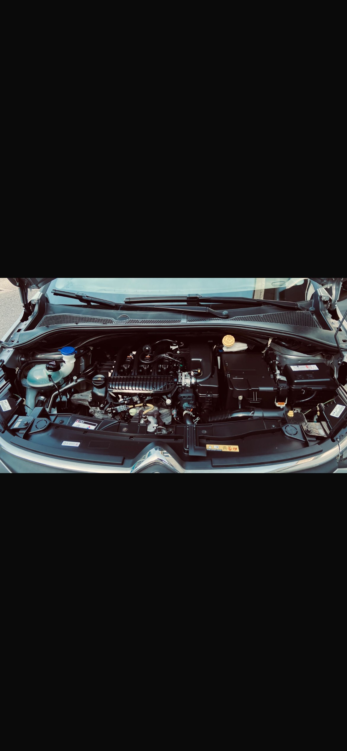 CITROEN C3 1.2i PureTech Feel-image-14