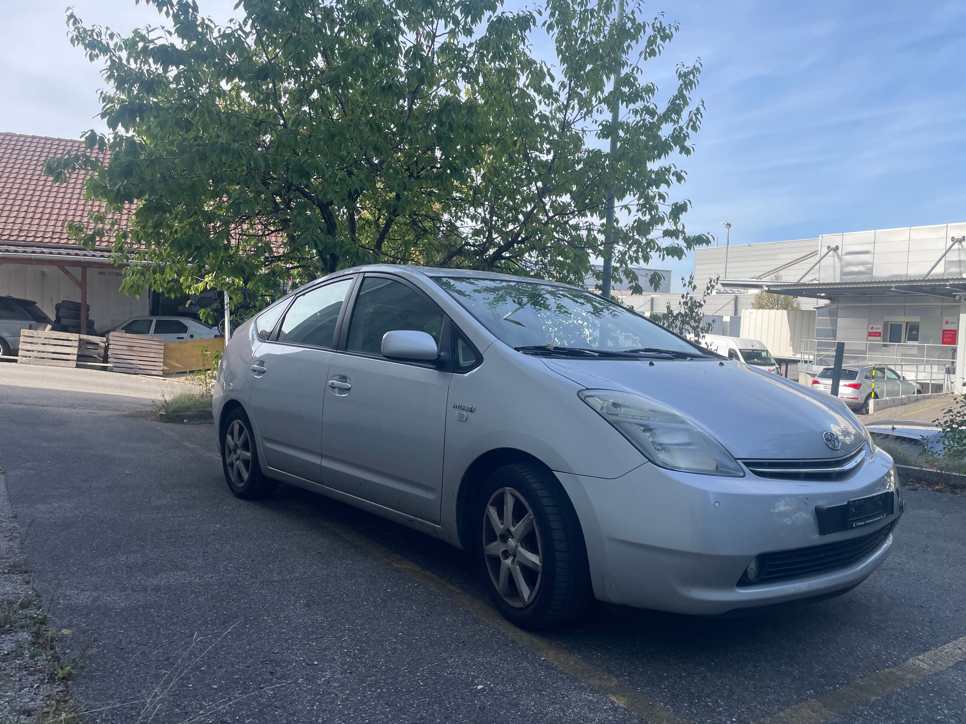 TOYOTA Prius 1.5 16V Hybrid-image-1
