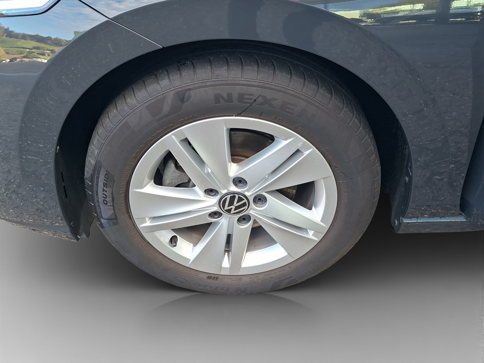 VW Golf Variant 1.0 TSI Life-image-13
