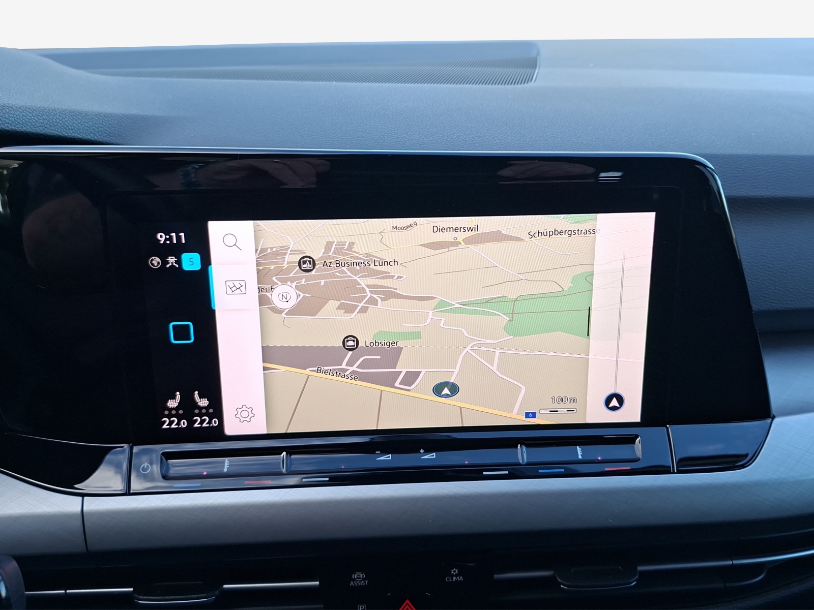 VW Golf Variant 1.0 TSI Life-image-14