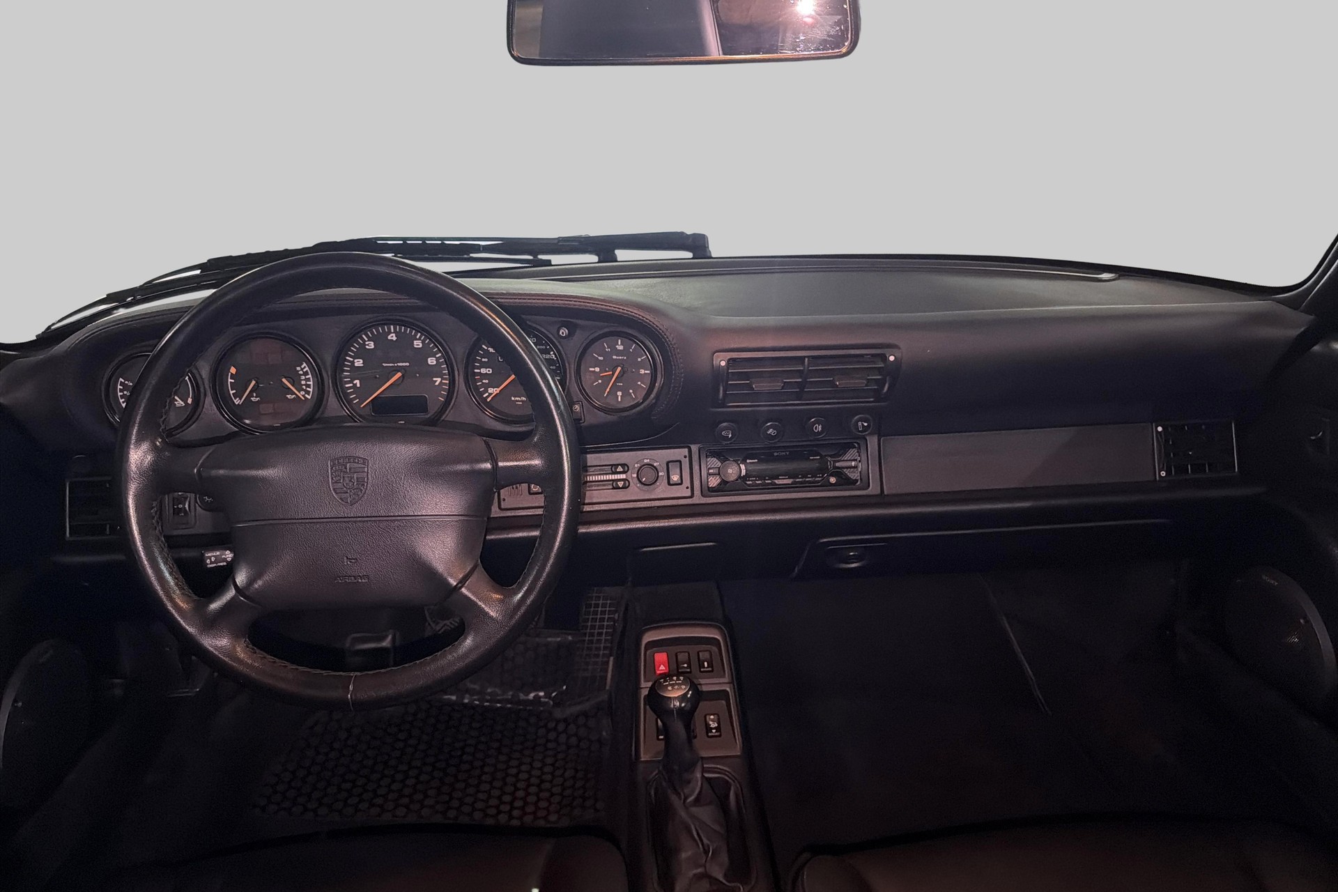 PORSCHE 911 Carrera 4 Cabrio-image-16