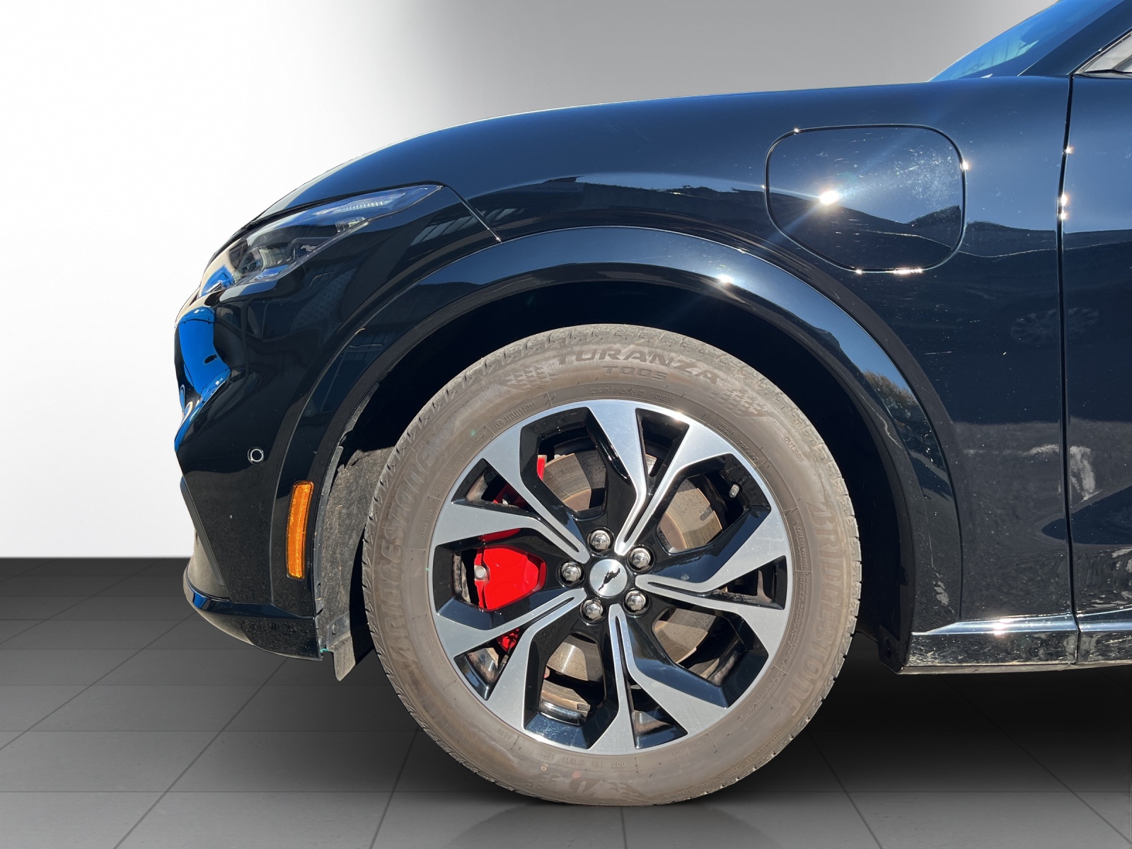 FORD Mustang MACH-E Premium AWD 88 kWh-image-6