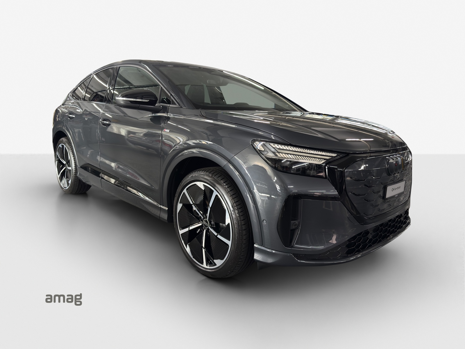 AUDI Q4 Sportback e-tron quattro performance Swiss Ski-image-5