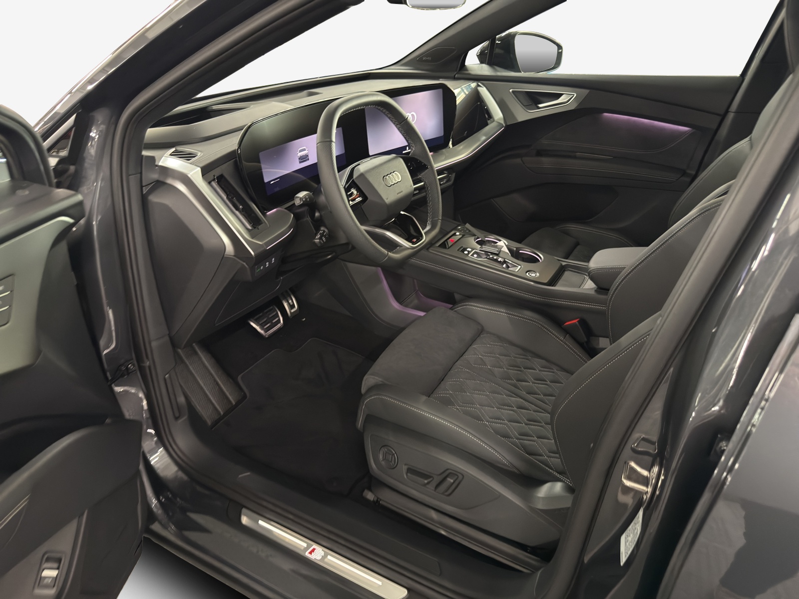 AUDI Q4 Sportback e-tron quattro performance Swiss Ski-image-7