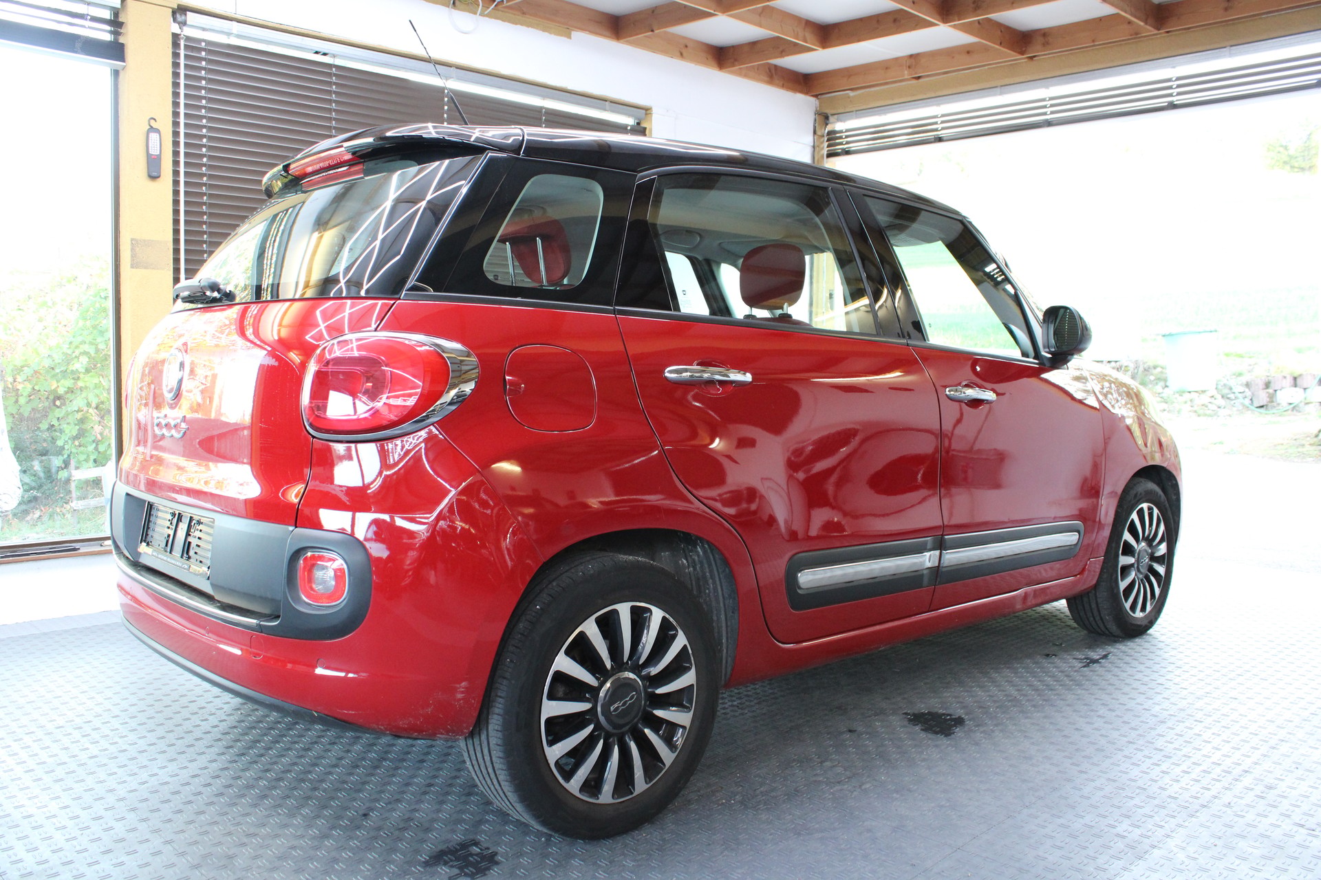 FIAT 500L 1.4 16V Pop Star-image-4