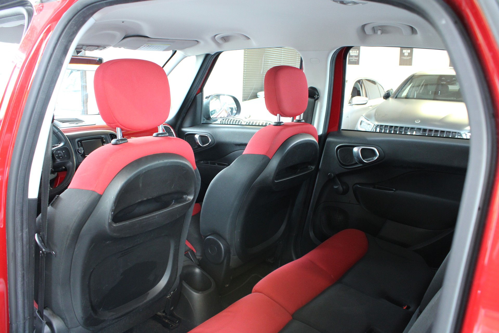 FIAT 500L 1.4 16V Pop Star-image-9