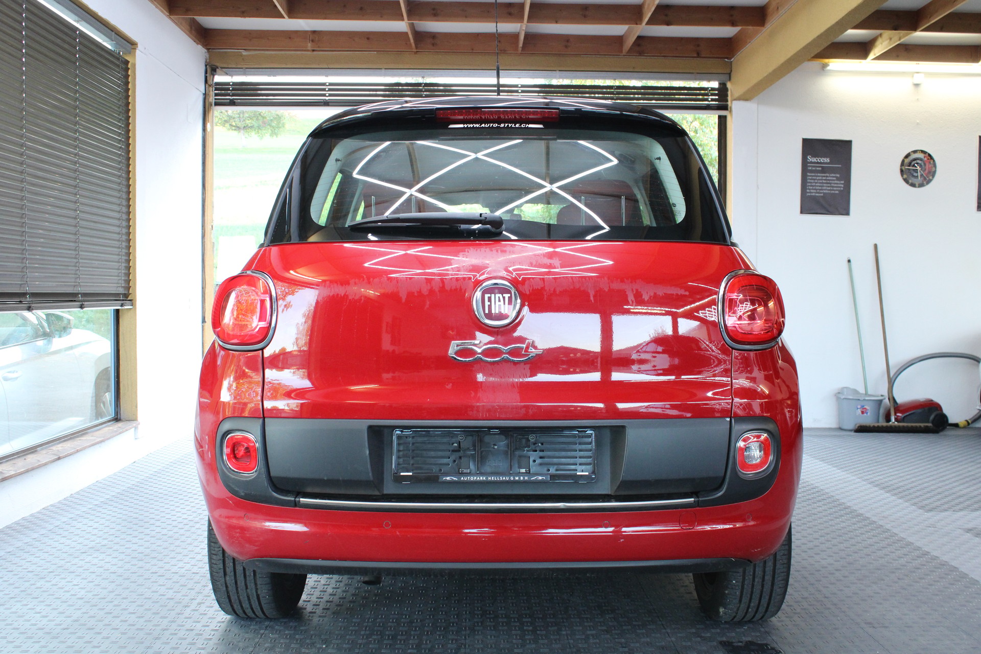 FIAT 500L 1.4 16V Pop Star-image-5
