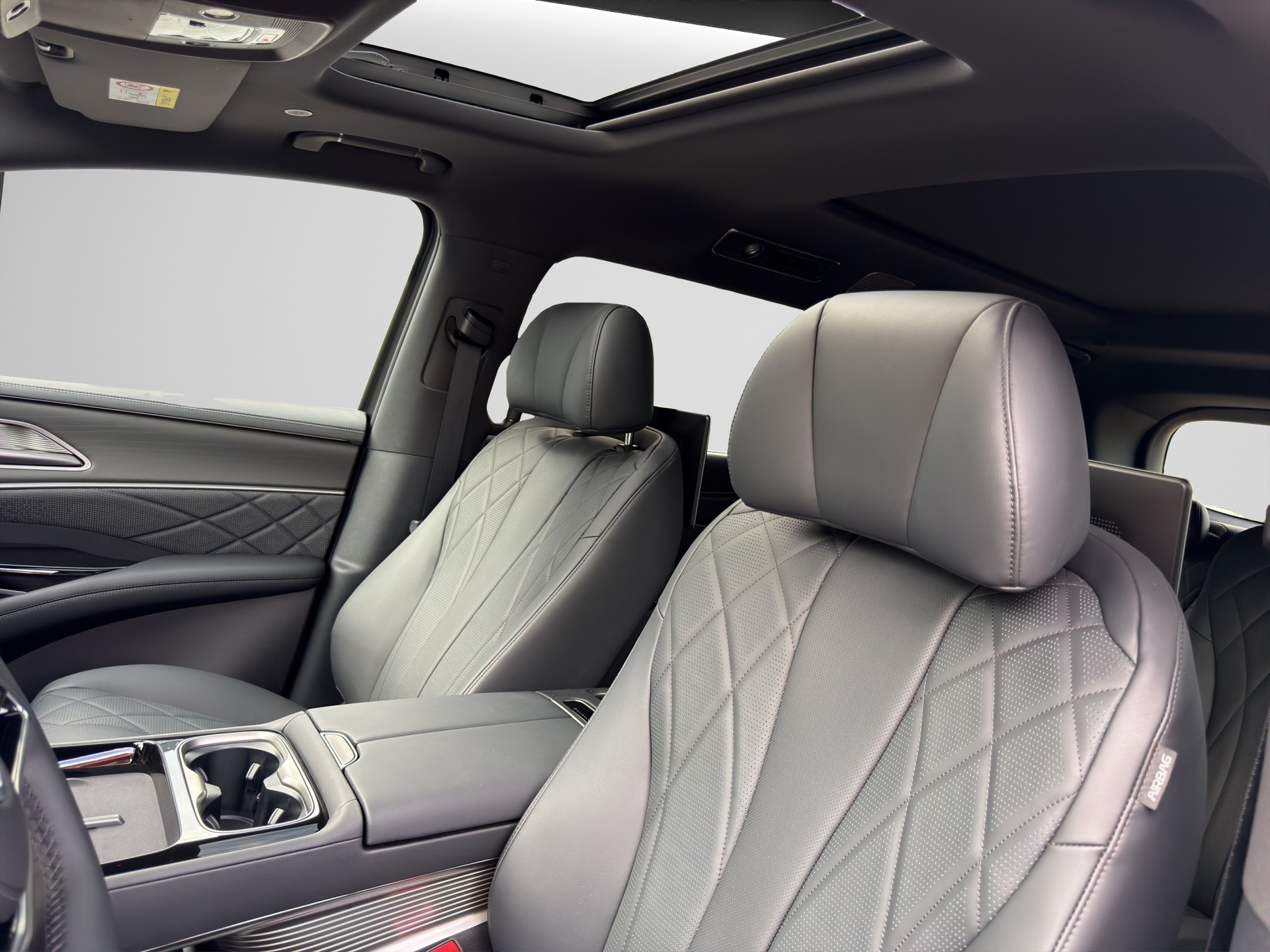 BYD D9 GT DM-i Ultimate AW-image-12