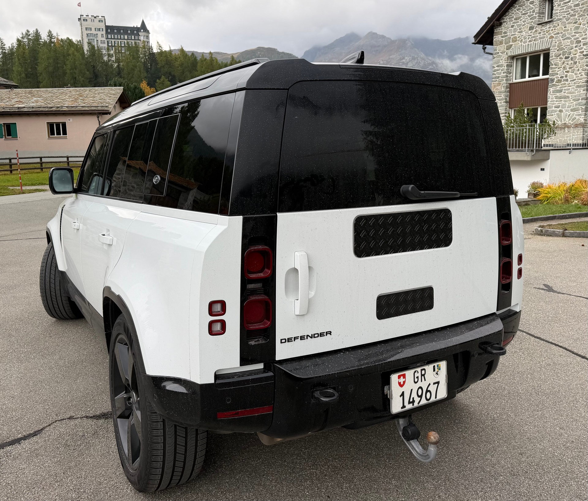 LAND ROVER 3.0 I6 400 X-Dynamic HSE-image-5