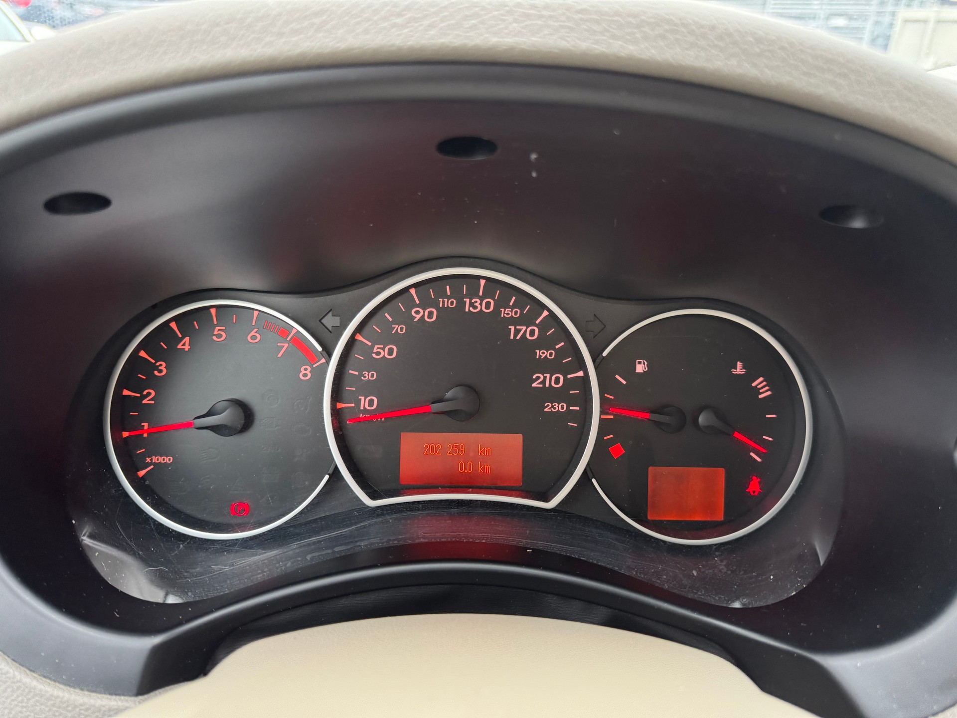 RENAULT Koleos 2.5 Dynamique 4x4-image-15