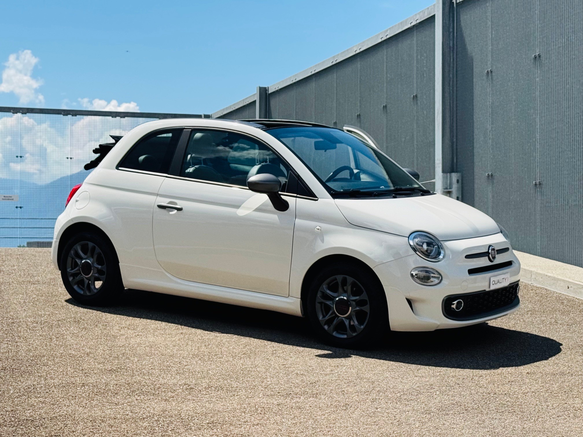 Car photo