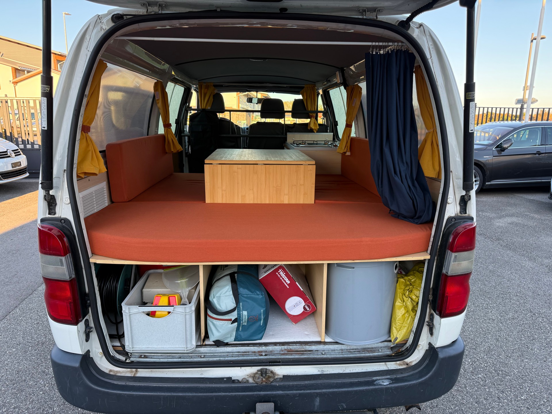 TOYOTA Hiace-image-10