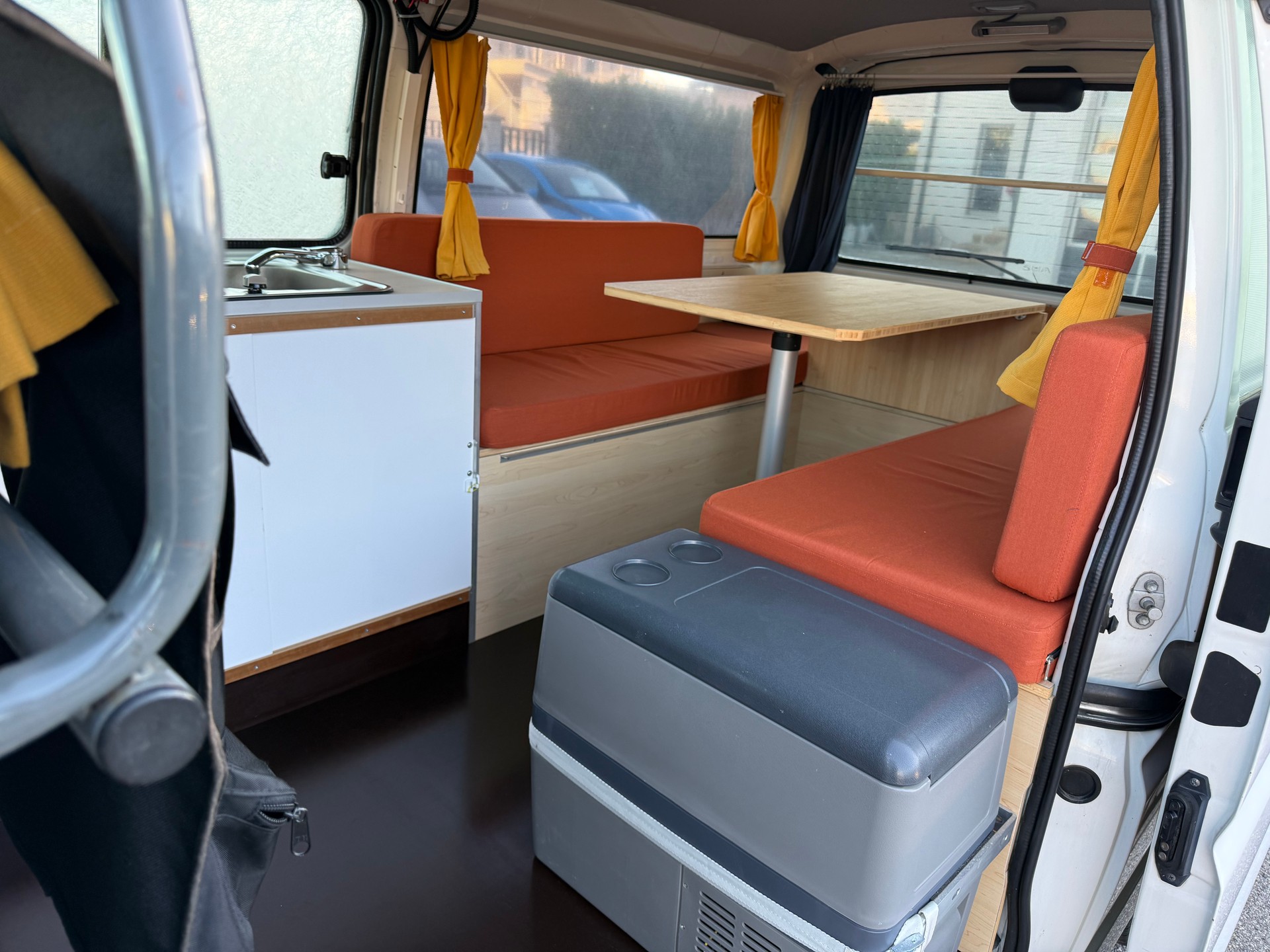 TOYOTA Hiace-image-9