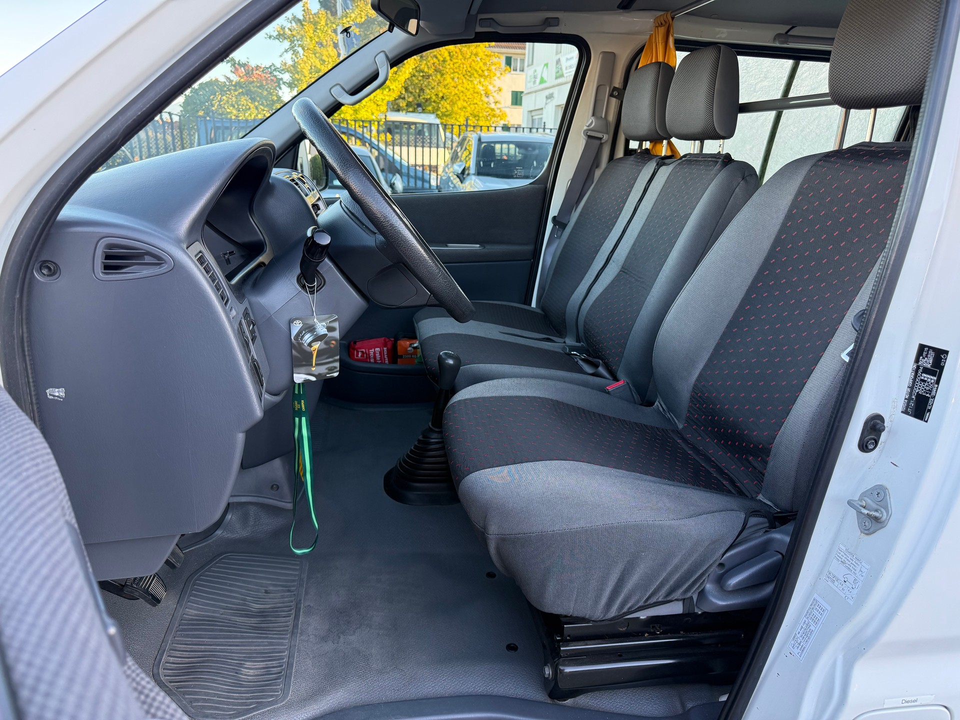 TOYOTA Hiace-image-7