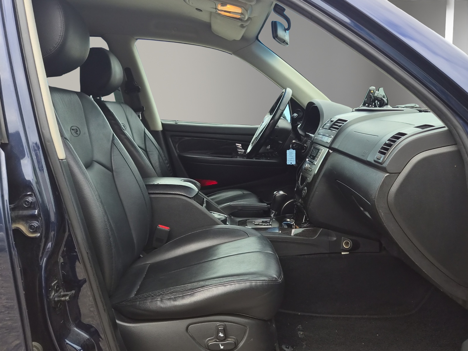 KGM-SsangYong Rexton RX200 e-XDi Sapphire 4WD Automatic-image-11