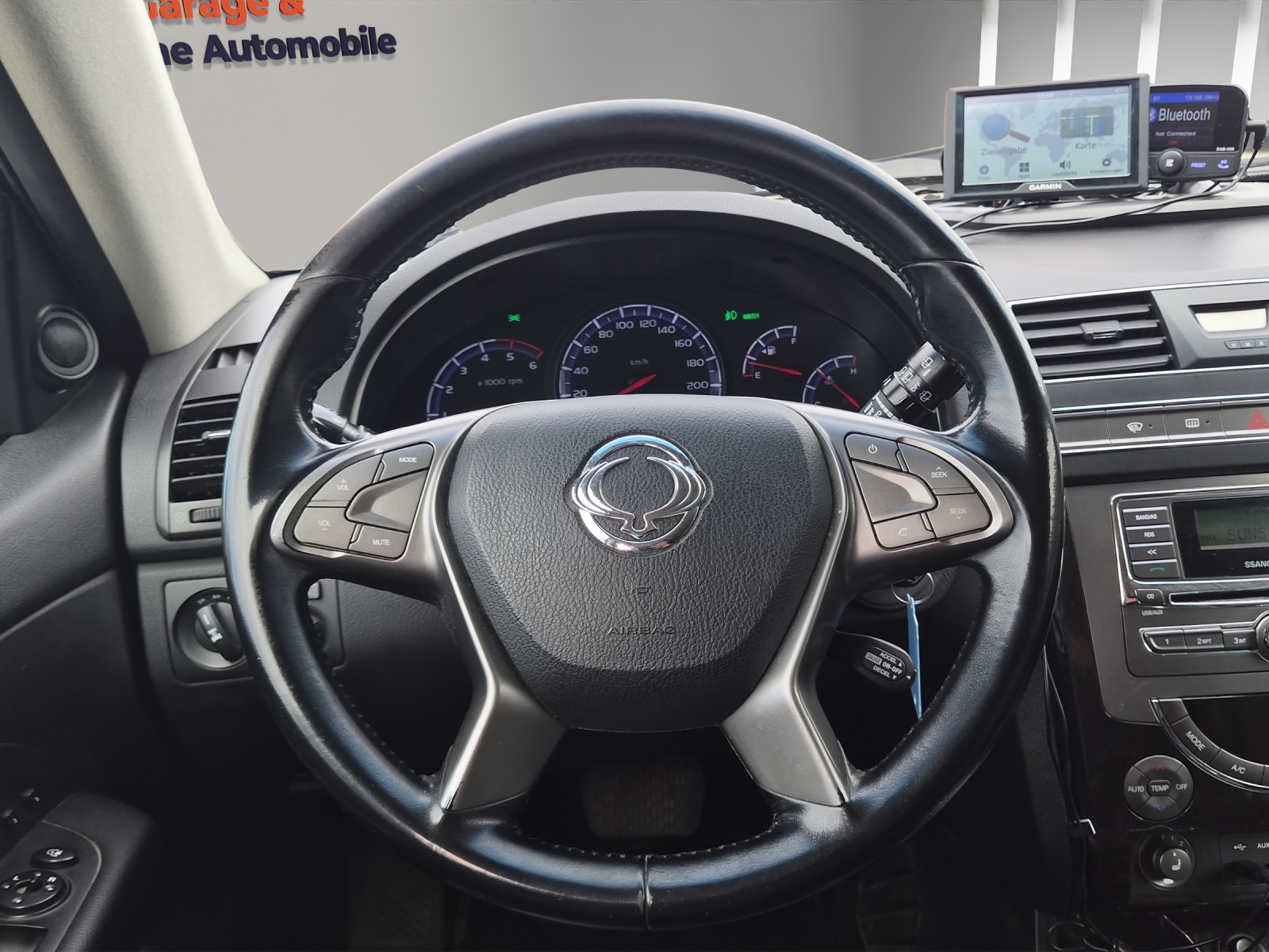 KGM-SsangYong Rexton RX200 e-XDi Sapphire 4WD Automatic-image-9