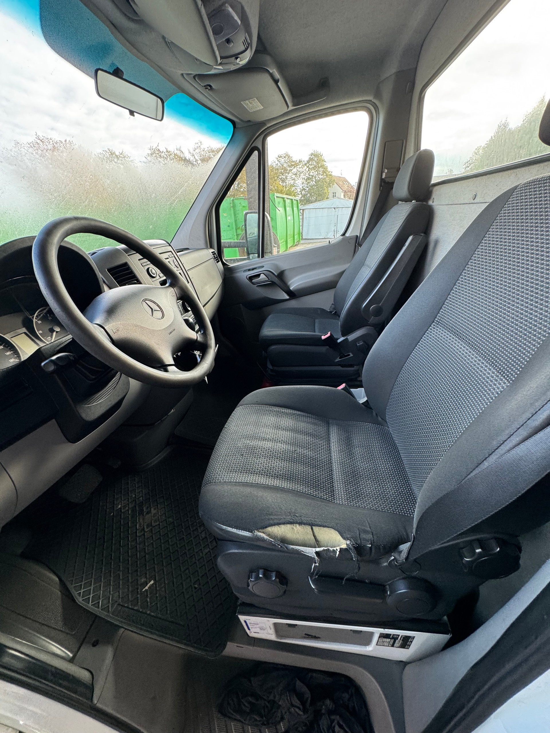 MERCEDES-BENZ Sprinter-image-9