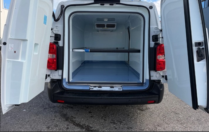 FIAT Scudo 2.2 BlueHDi L3 EAT8 * KÜHLANLAGE 5°C BIS -20°C / AUTOMAT / RÜCKFAHRKAMERA *-image-5