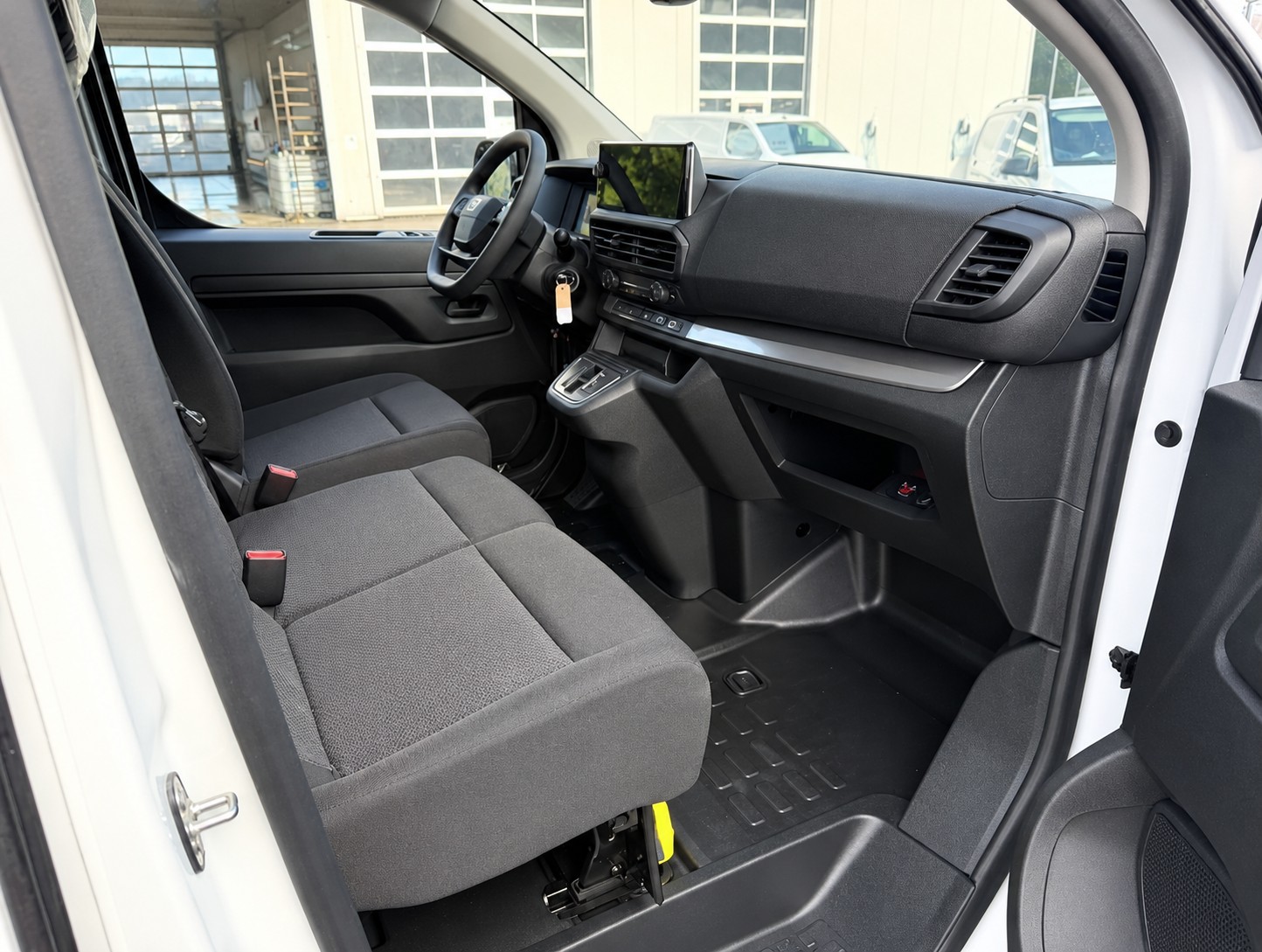 FIAT Scudo 2.2 BlueHDi L3 EAT8 * KÜHLANLAGE 5°C BIS -20°C / AUTOMAT / RÜCKFAHRKAMERA *-image-7